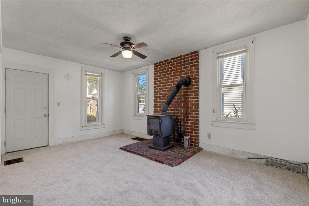 Photo of 2016 MAIN ST, LITITZ, PA 17543 (MLS # PALA2040840)