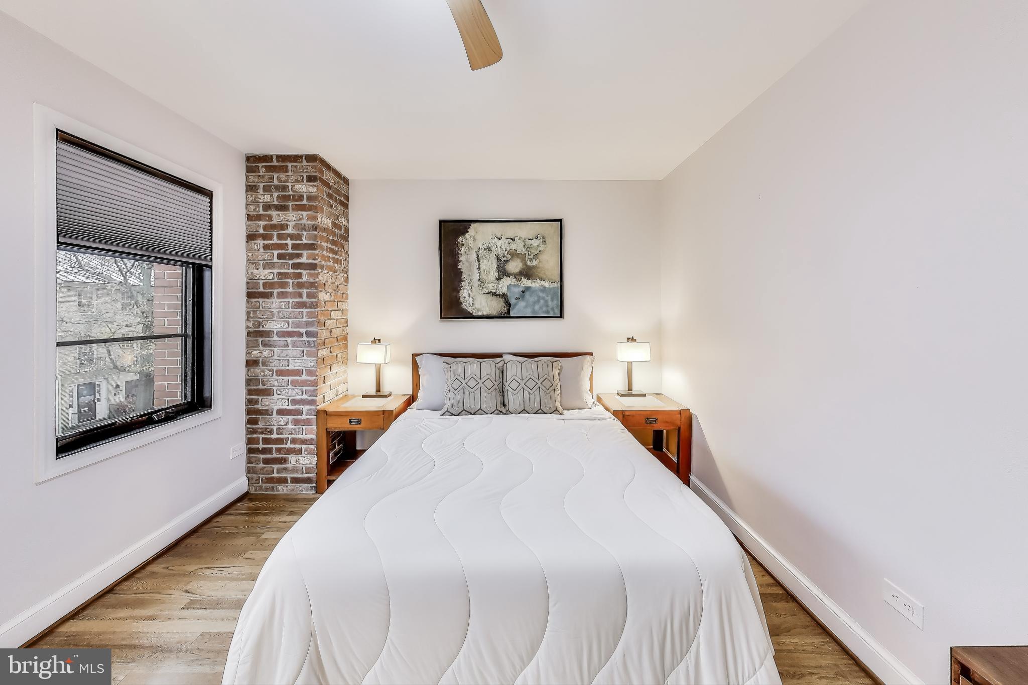 OLD TOWN - Residential Lease