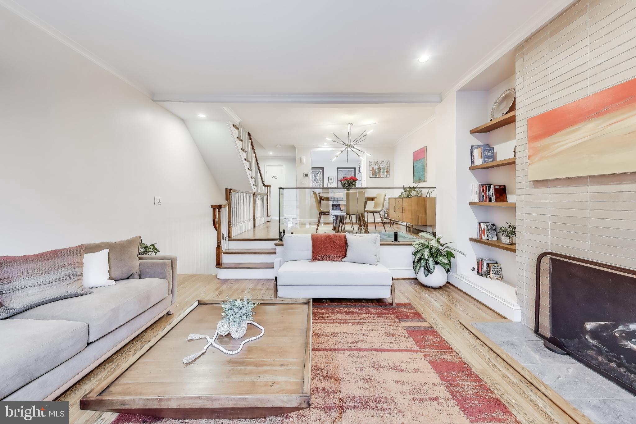 OLD TOWN - Residential Lease