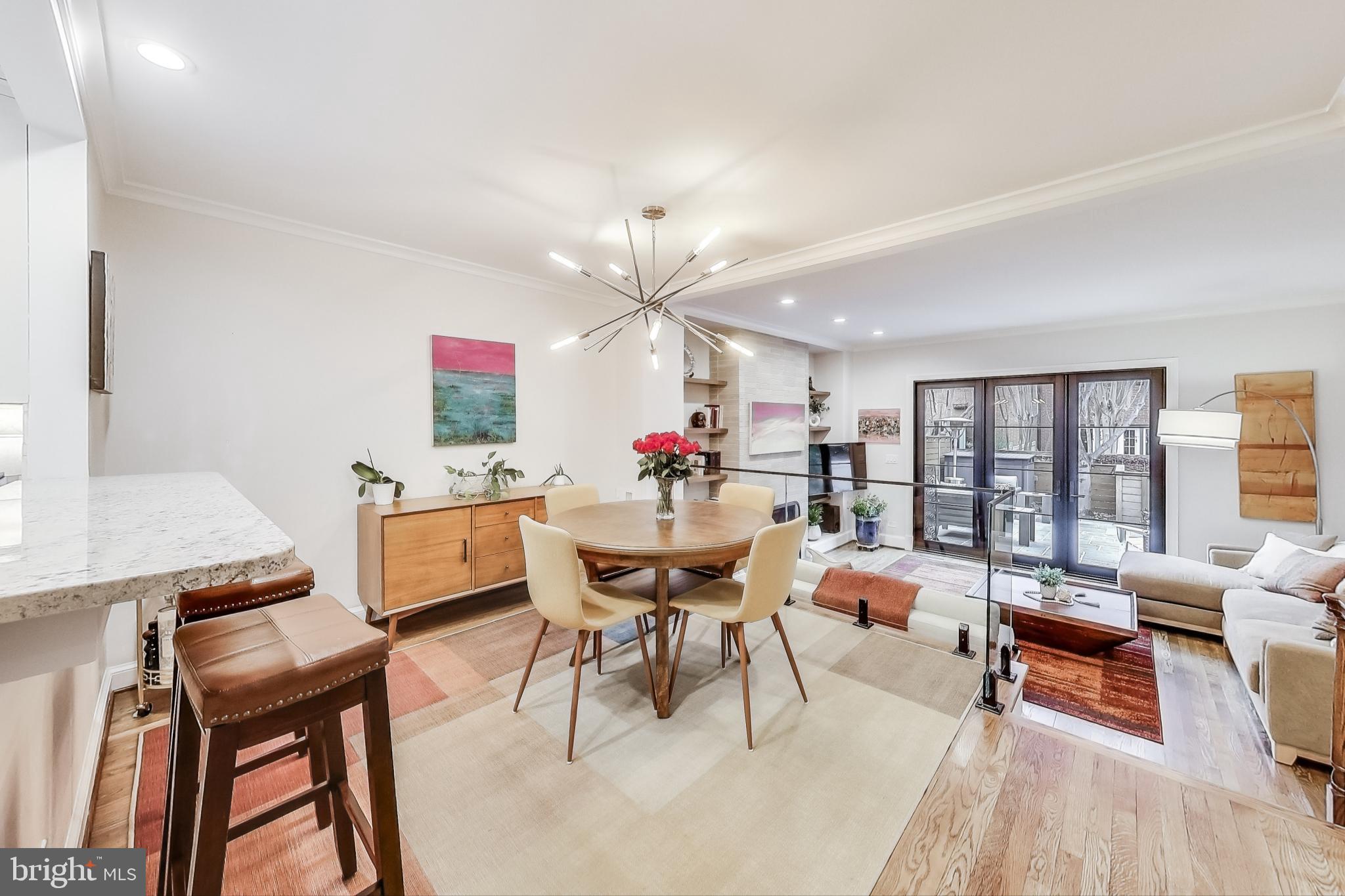 OLD TOWN - Residential Lease