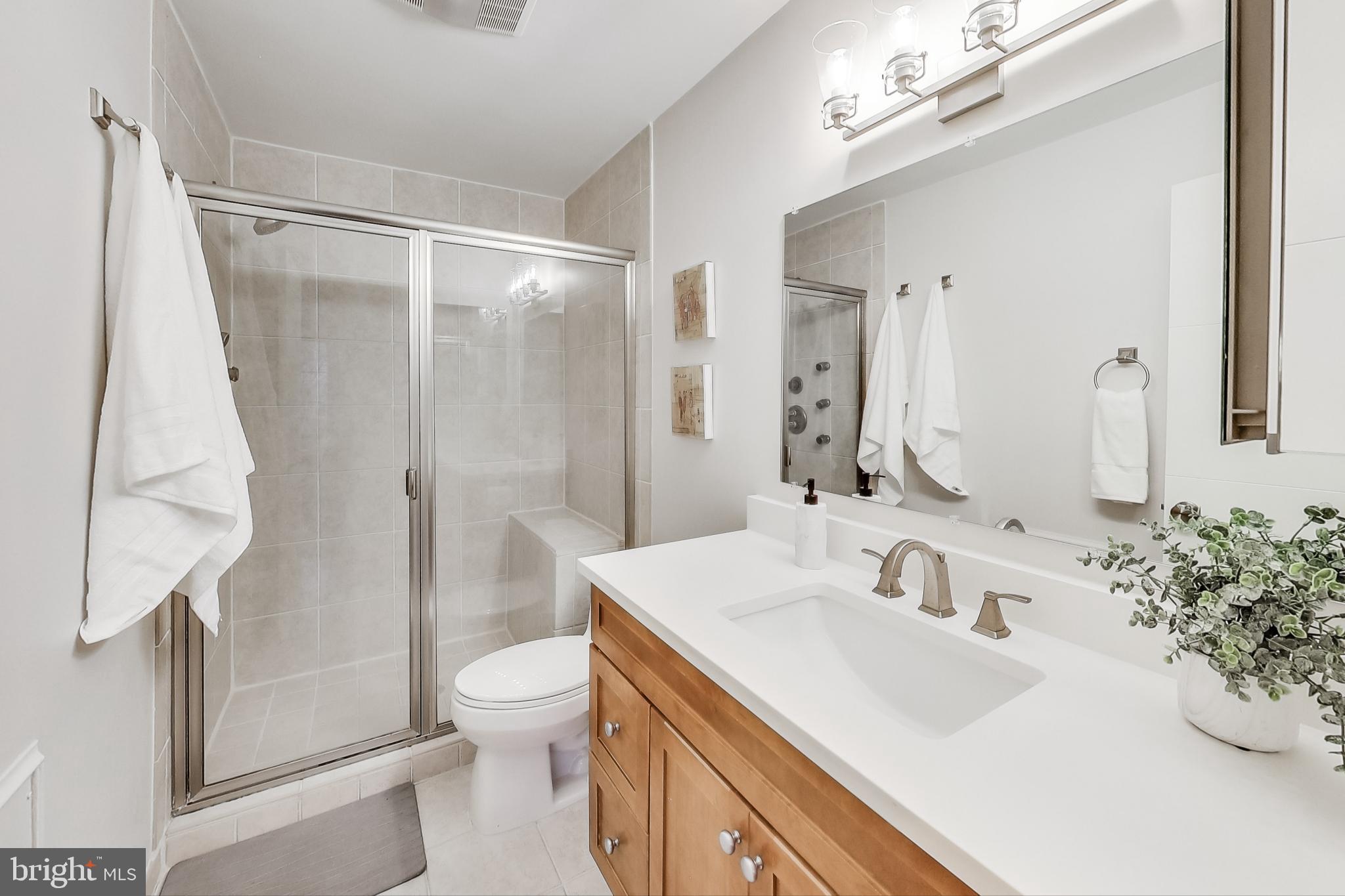 OLD TOWN - Residential Lease