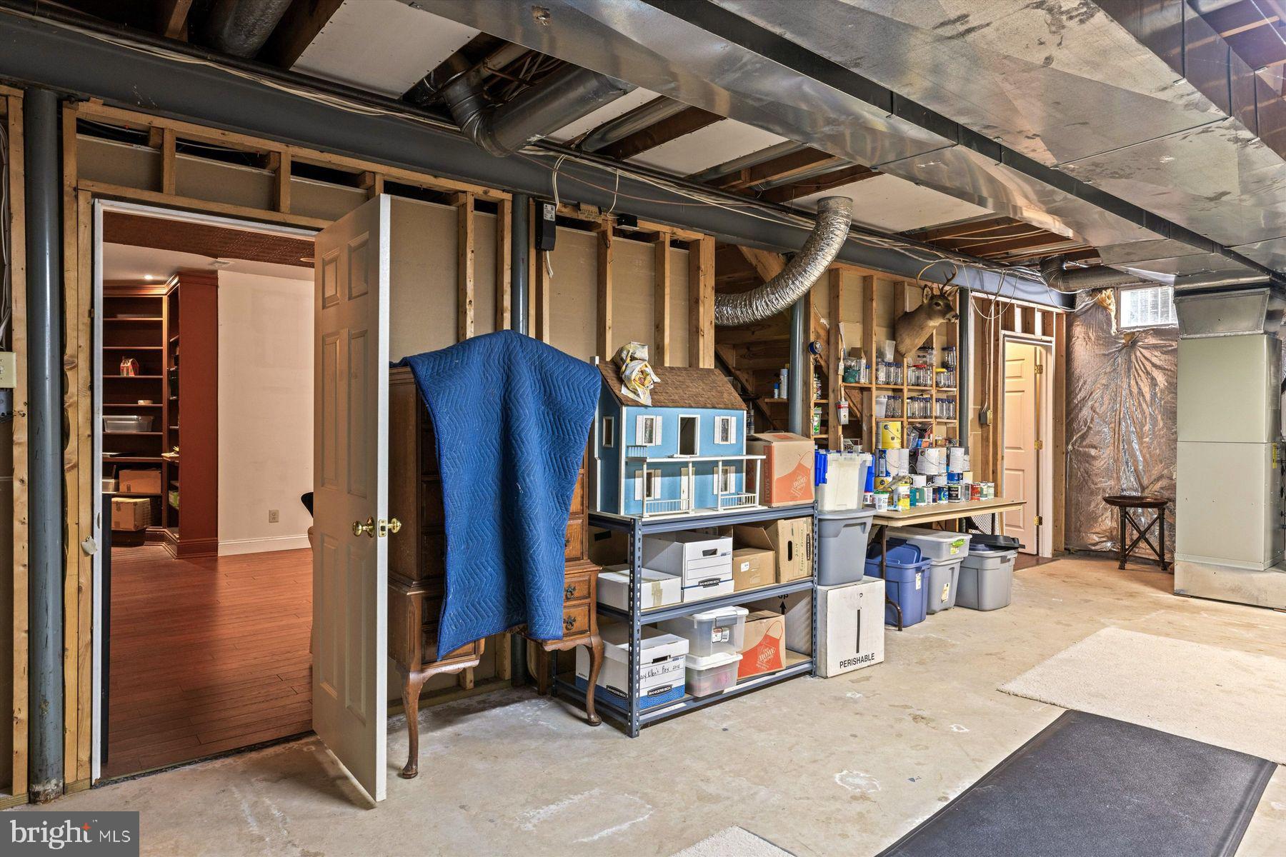 SEASONS - Residential