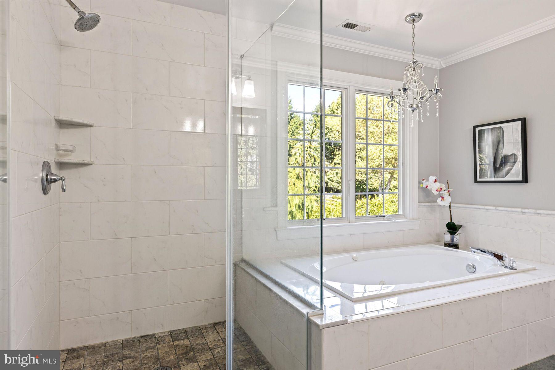 SEASONS - Residential