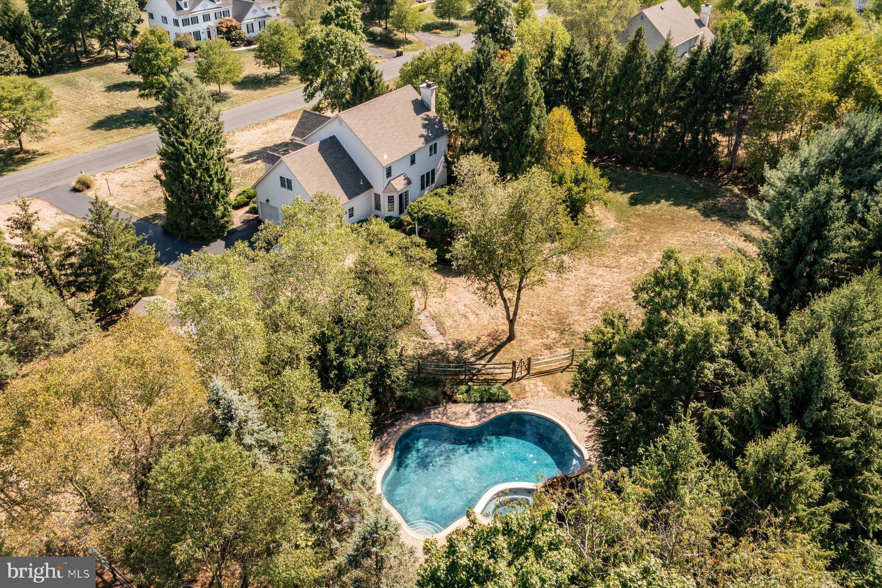 SEASONS - Residential