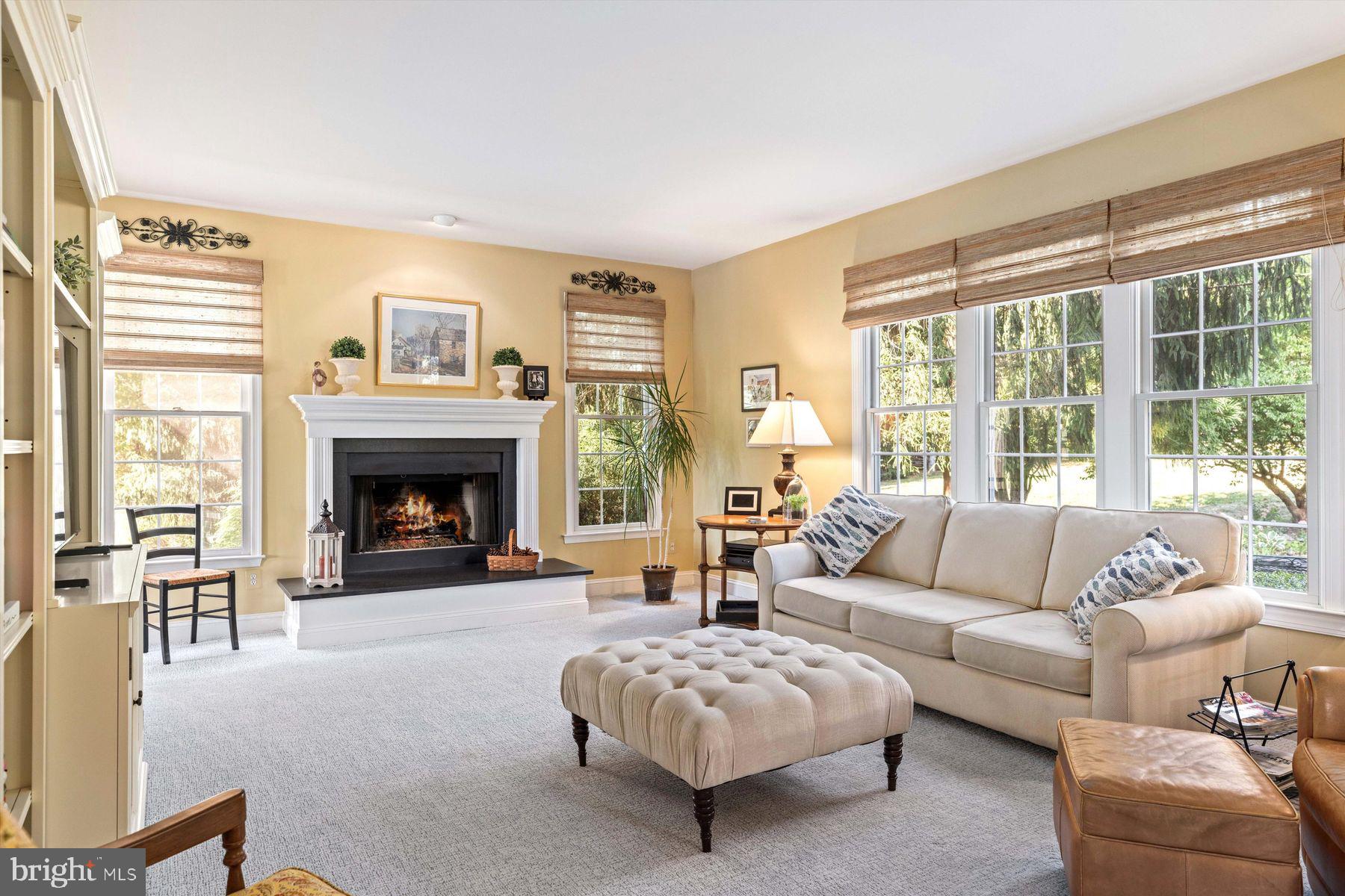 SEASONS - Residential