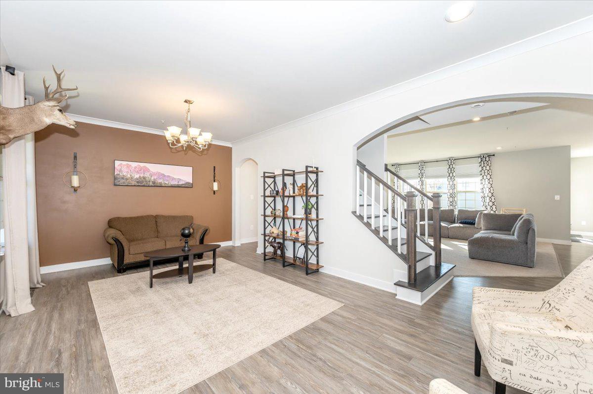 LAKE LINGANORE WOODRIDGE - Residential