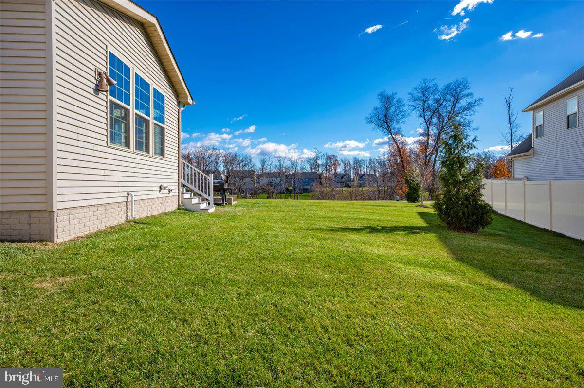 LAKE LINGANORE WOODRIDGE - Residential