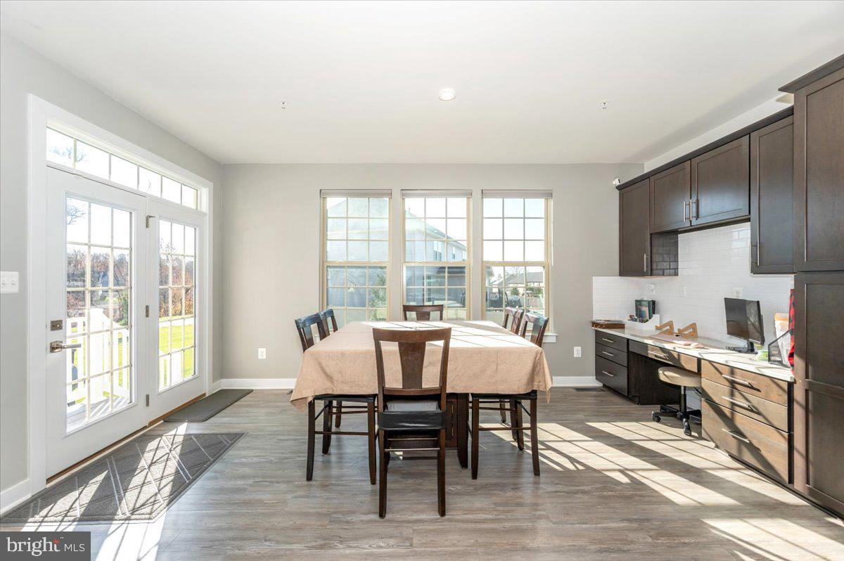 LAKE LINGANORE WOODRIDGE - Residential