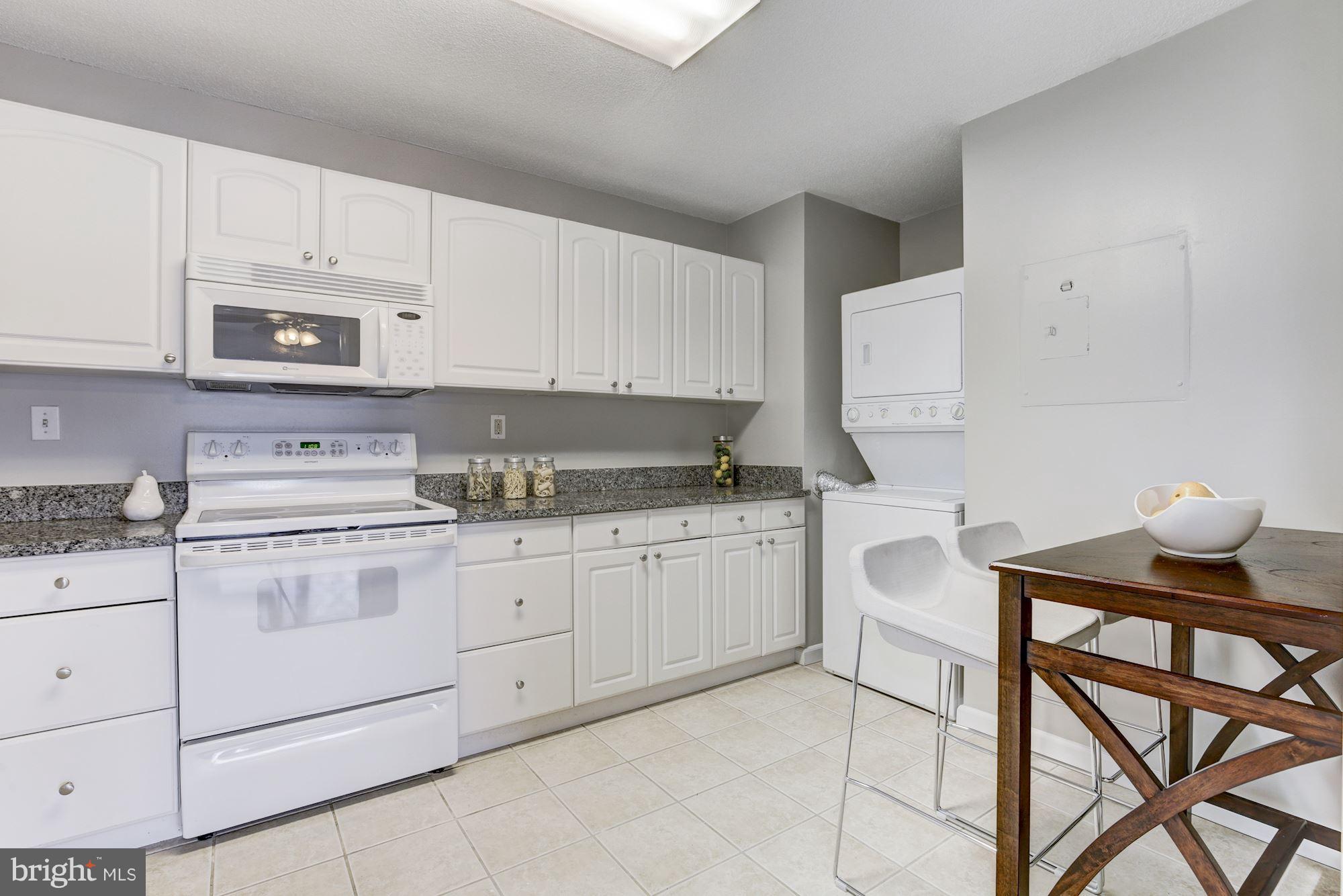 WATERGATE AT LANDMARK - Residential