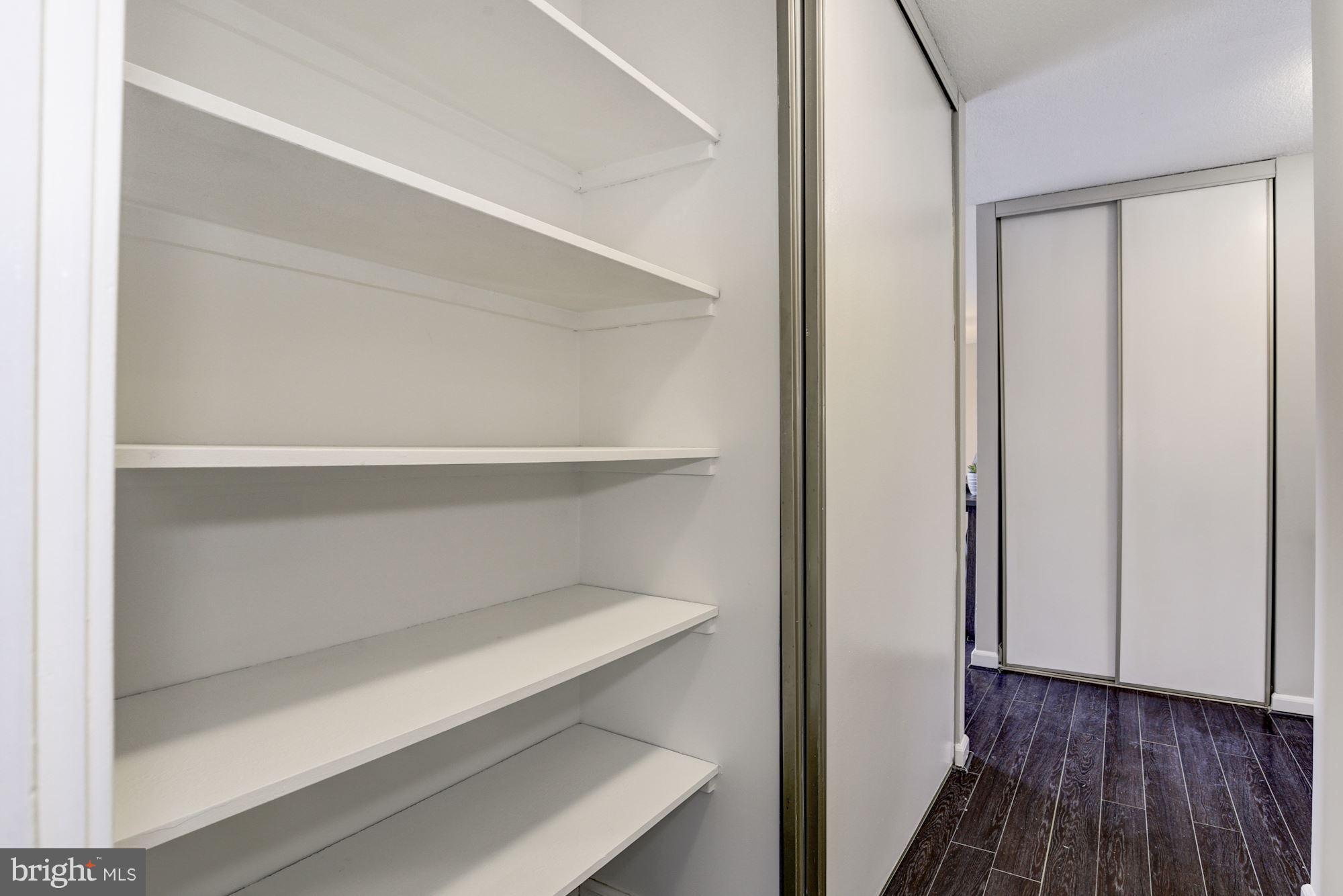 WATERGATE AT LANDMARK - Residential