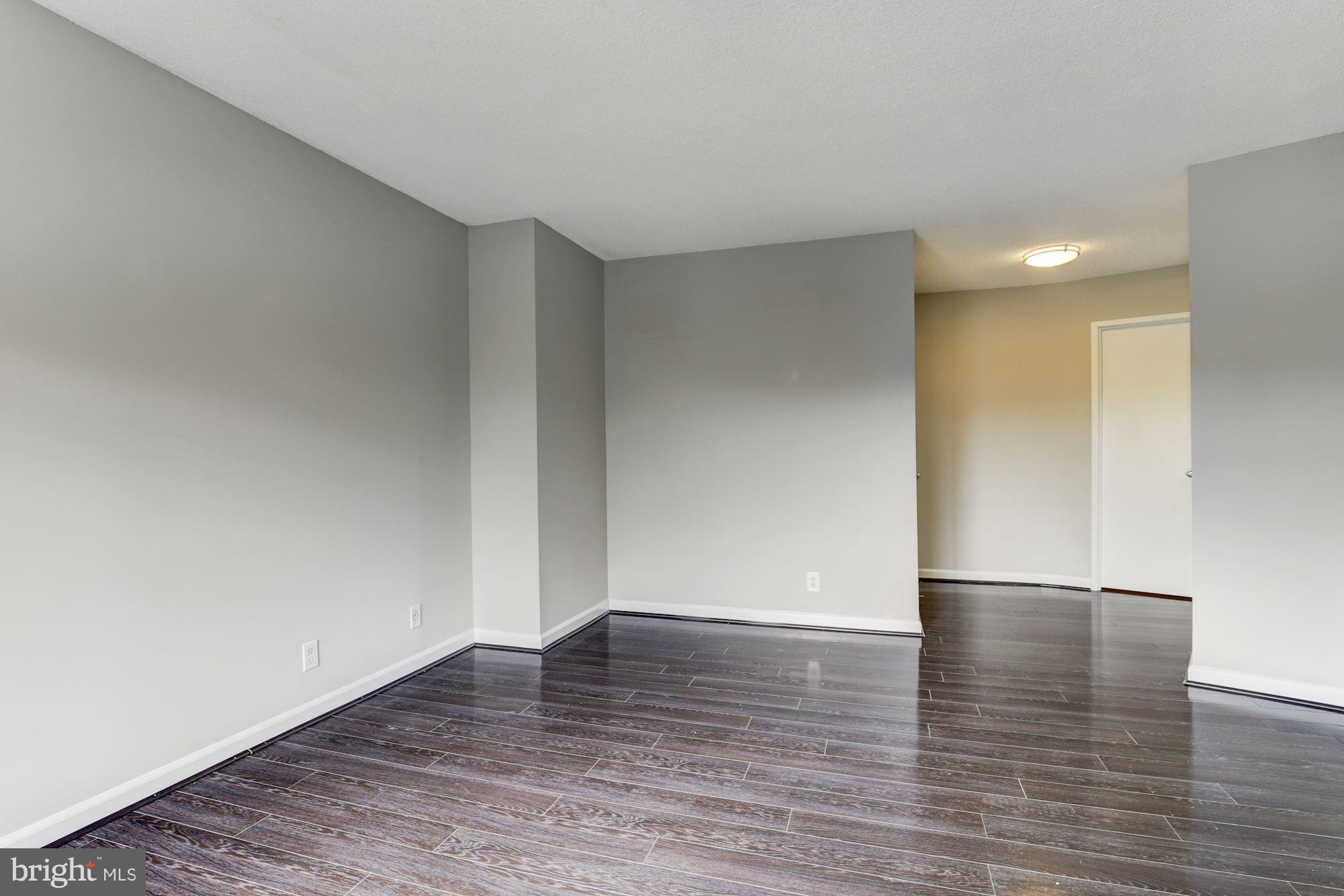 WATERGATE AT LANDMARK - Residential