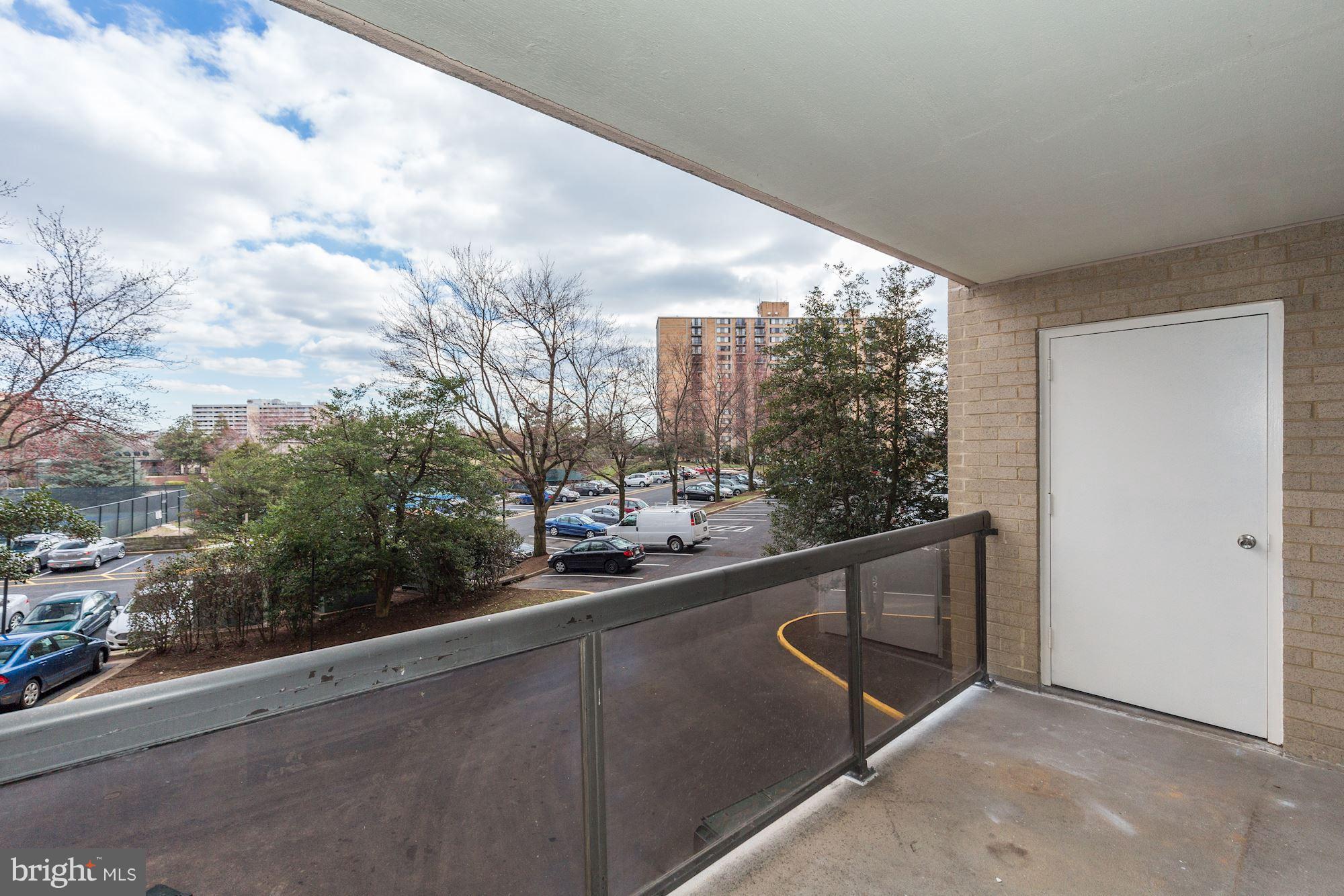 WATERGATE AT LANDMARK - Residential