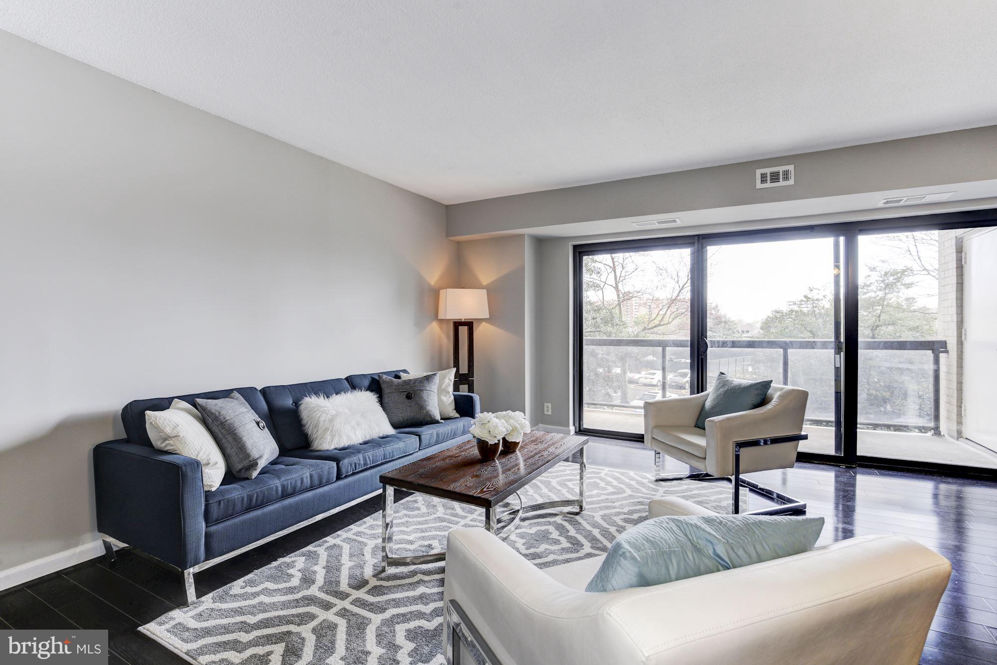 WATERGATE AT LANDMARK - Residential