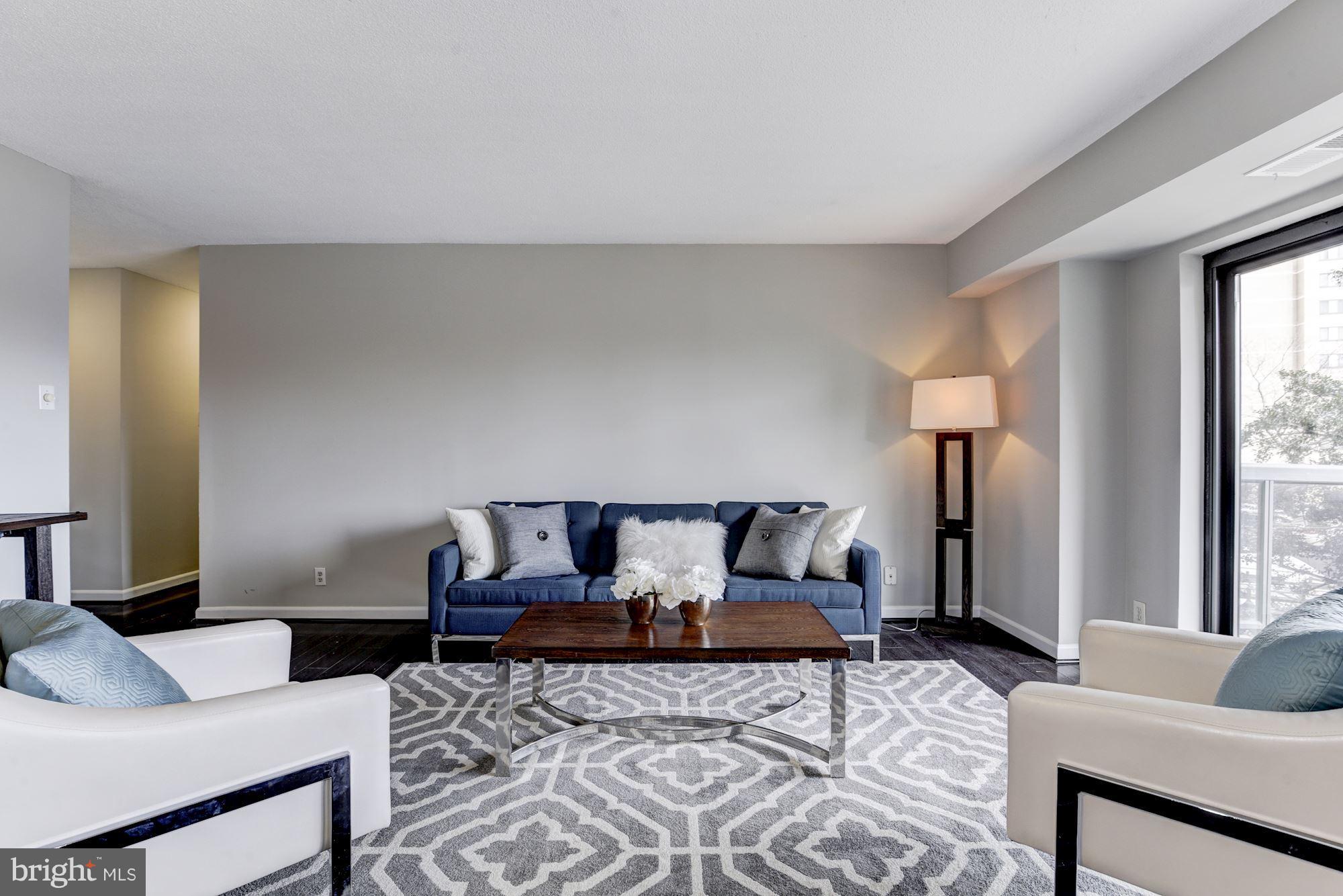 WATERGATE AT LANDMARK - Residential