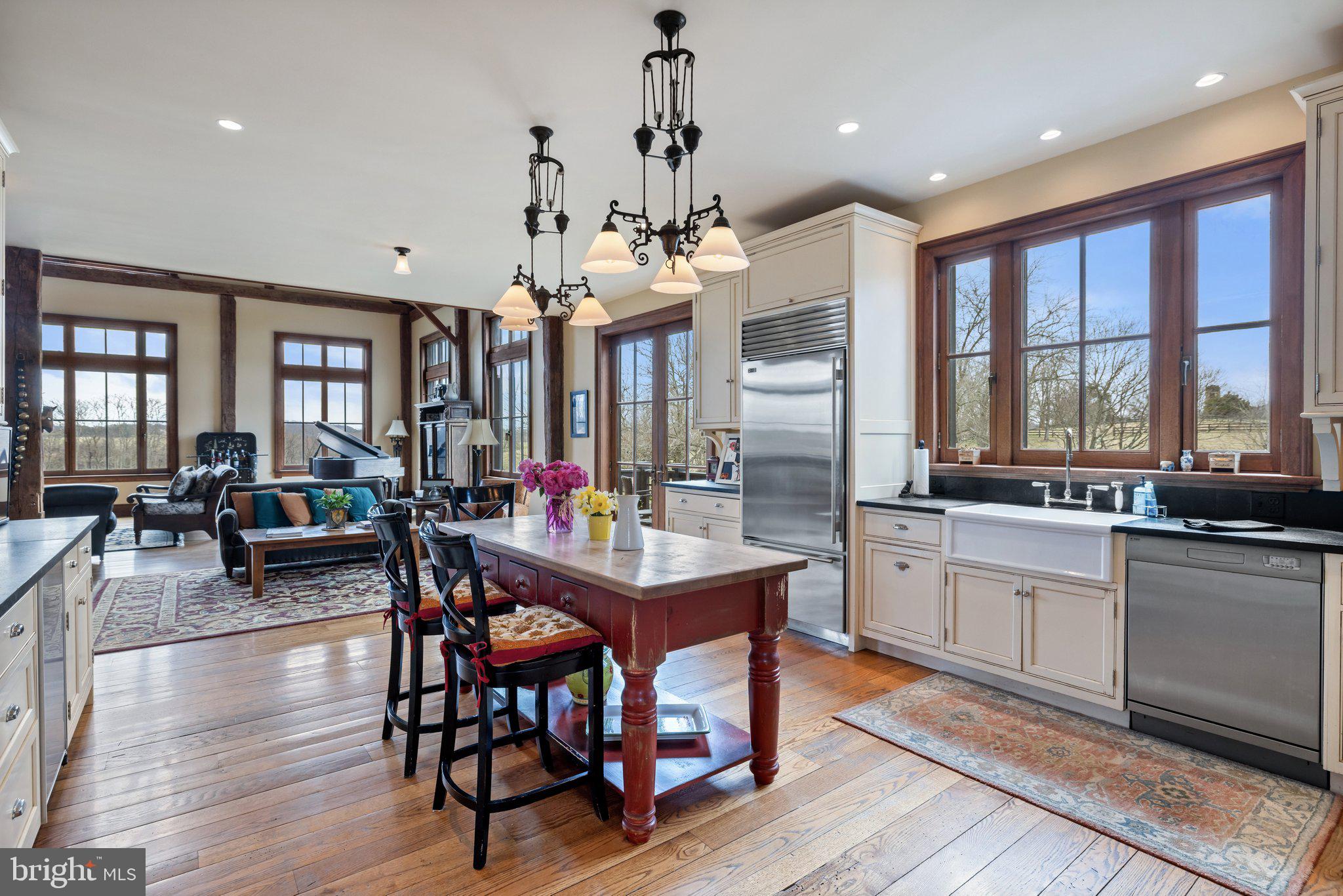 GREEN ACRES - Residential