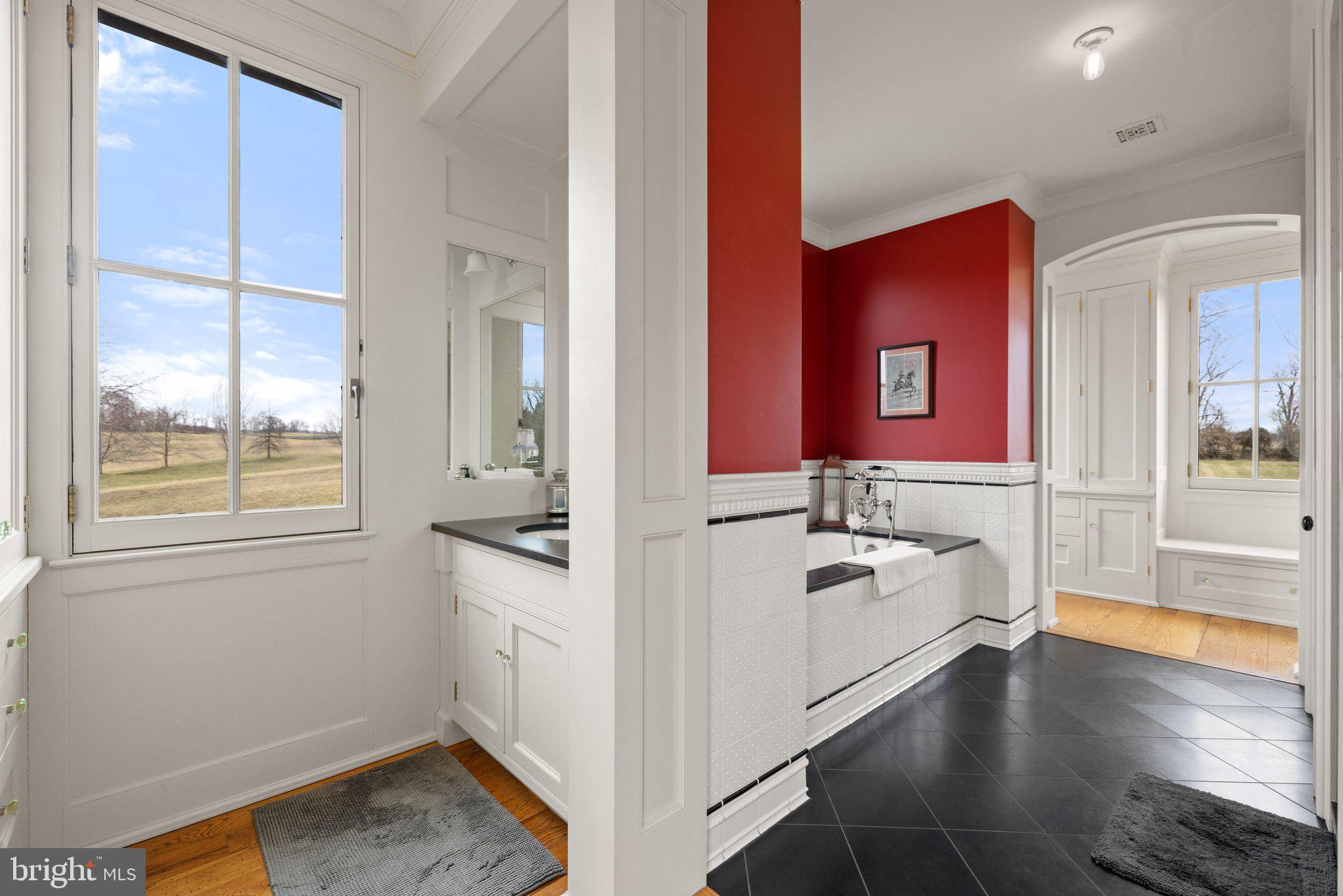 GREEN ACRES - Residential