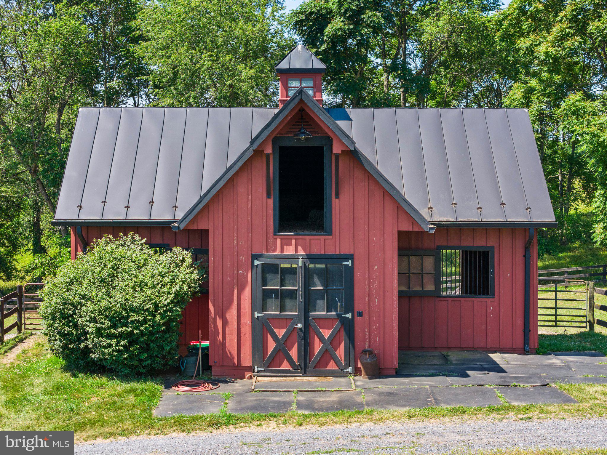 GREEN ACRES - Residential