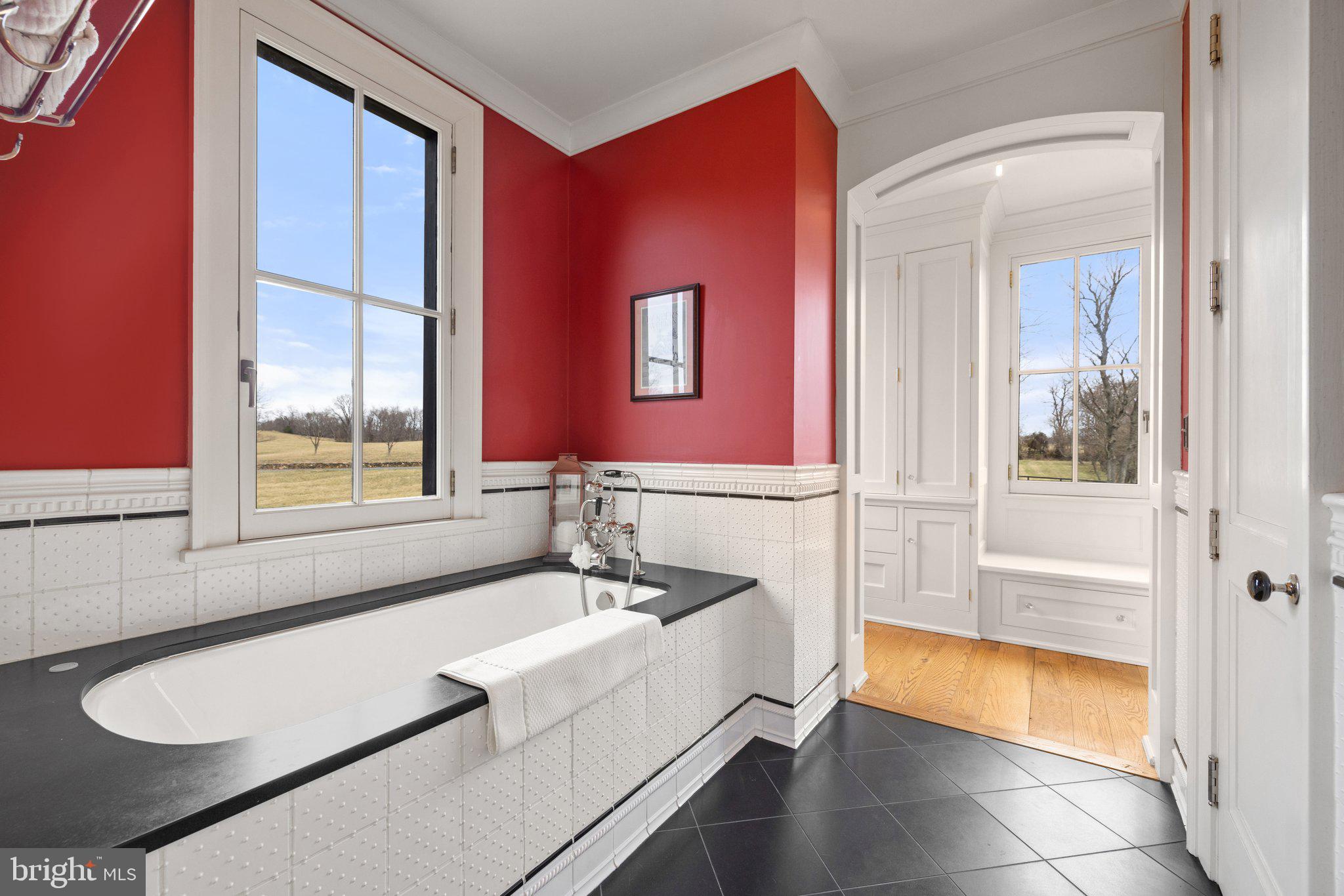 GREEN ACRES - Residential