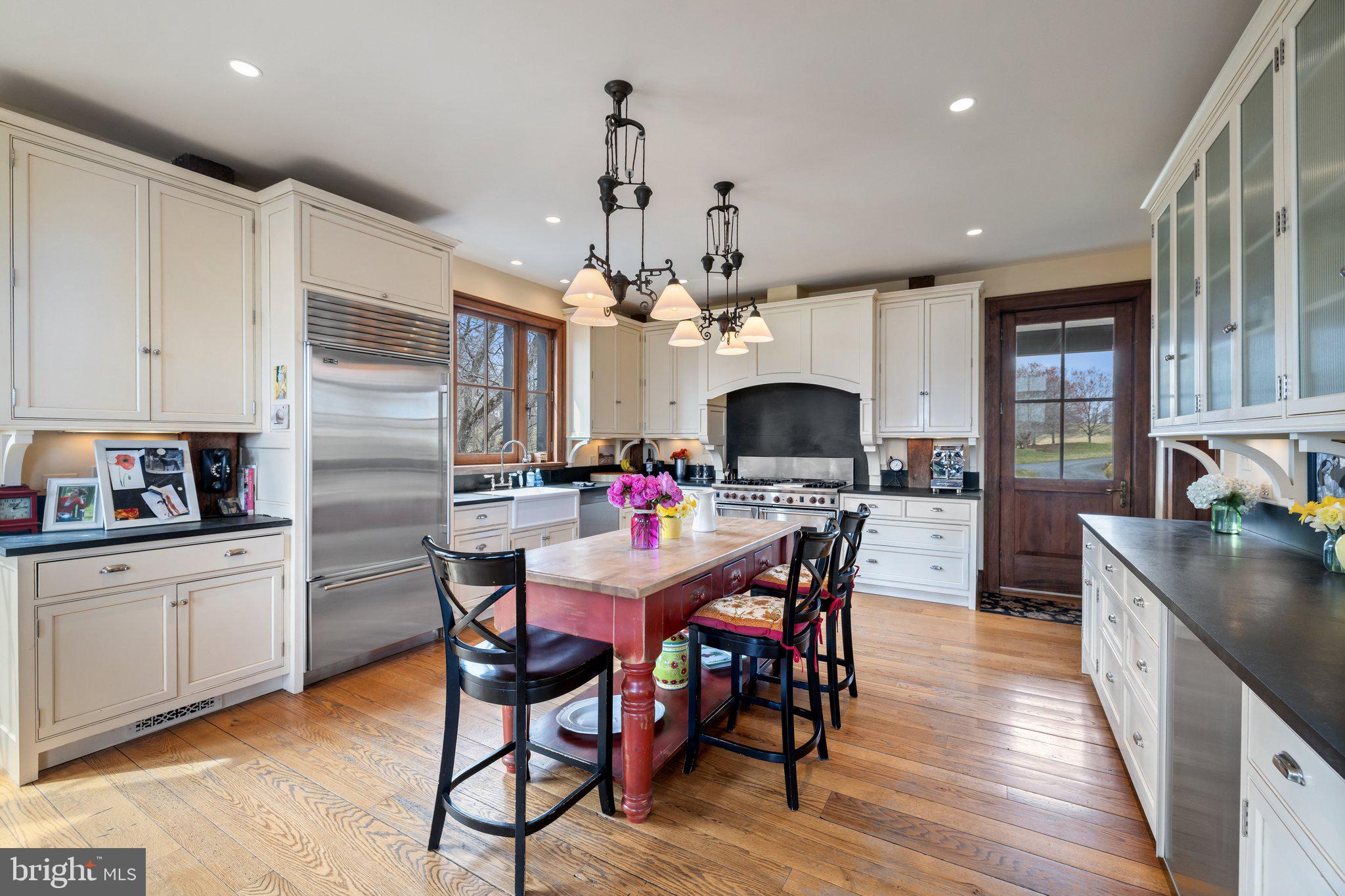 GREEN ACRES - Residential