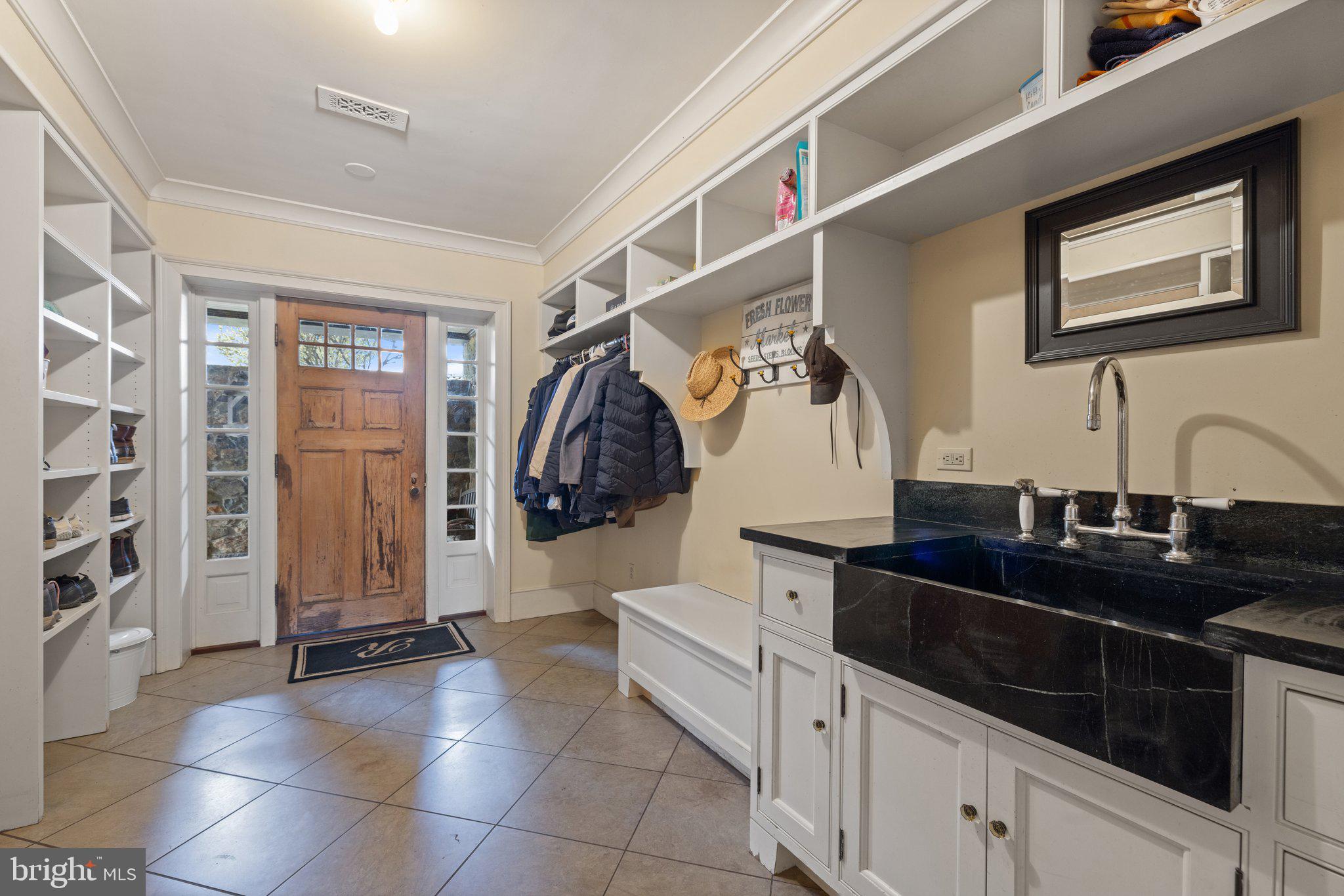 GREEN ACRES - Residential