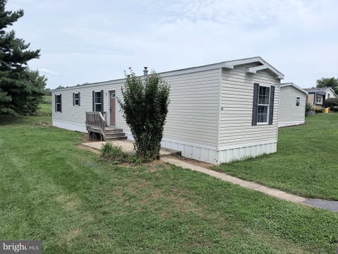 Mobile Home For Sale - 901 S Spring Garden Street #LOT 37<br/> CARLISLE, PA 17015