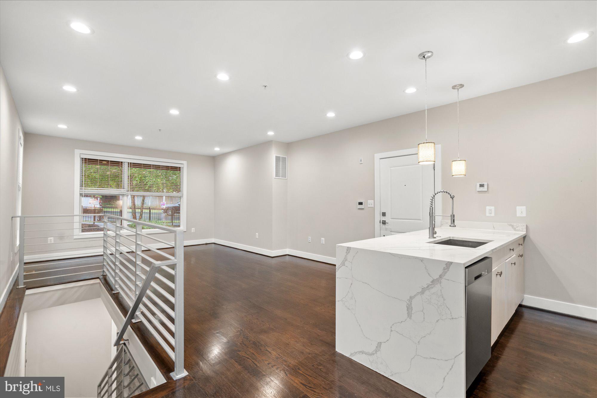 37 MISSOURI AVENUE NW 12
