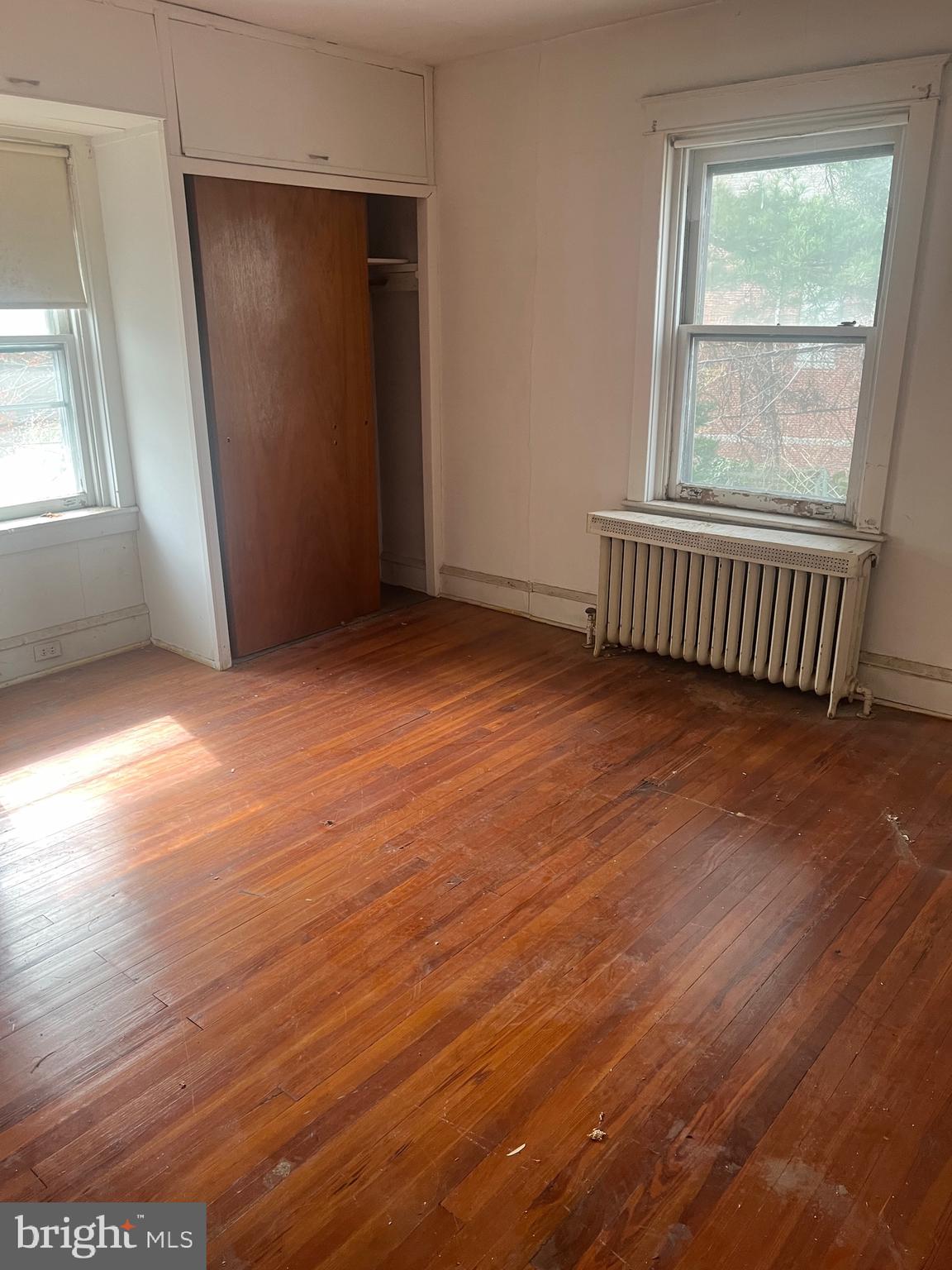 EAST FALLS - Residential