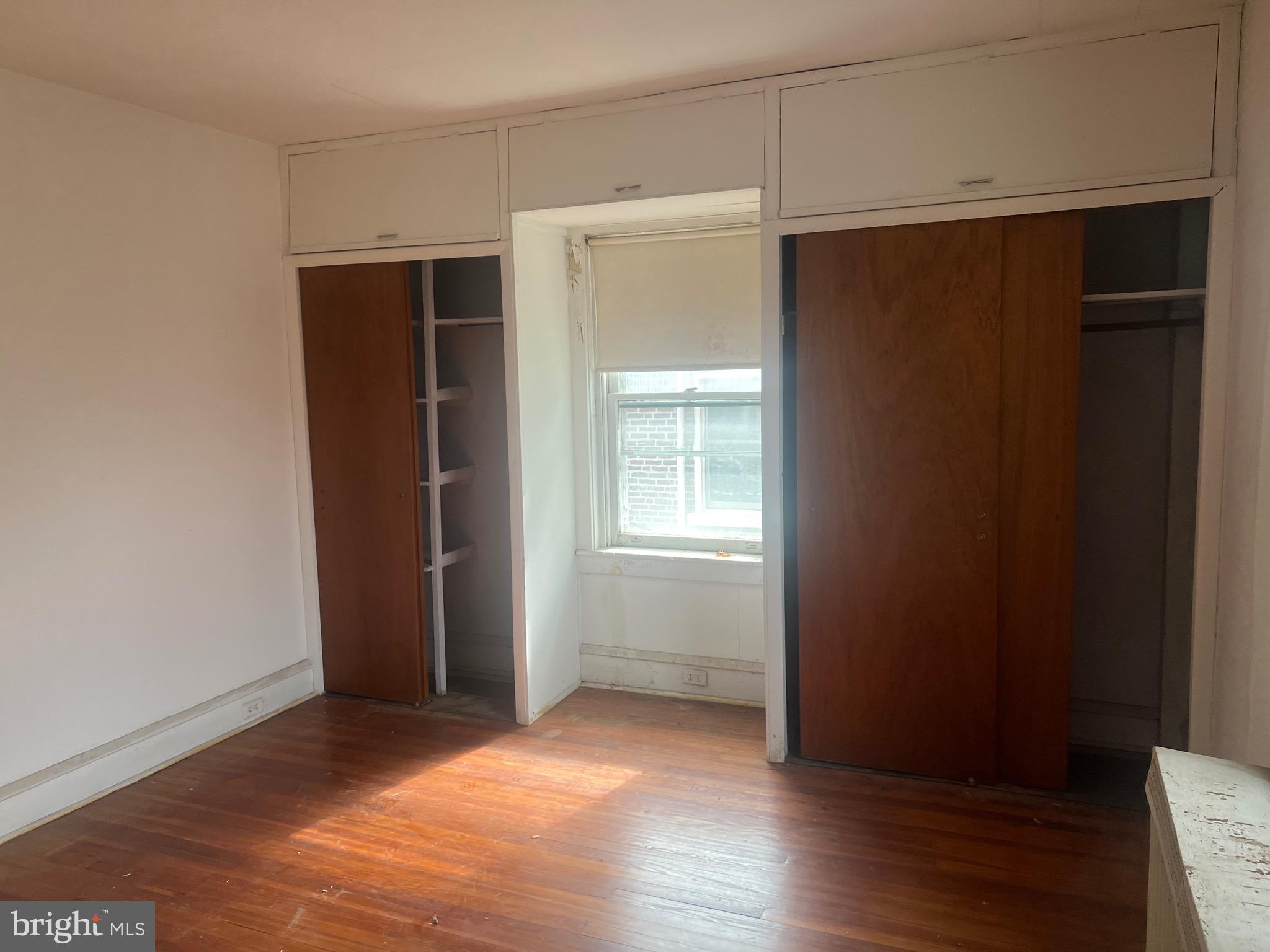 EAST FALLS - Residential