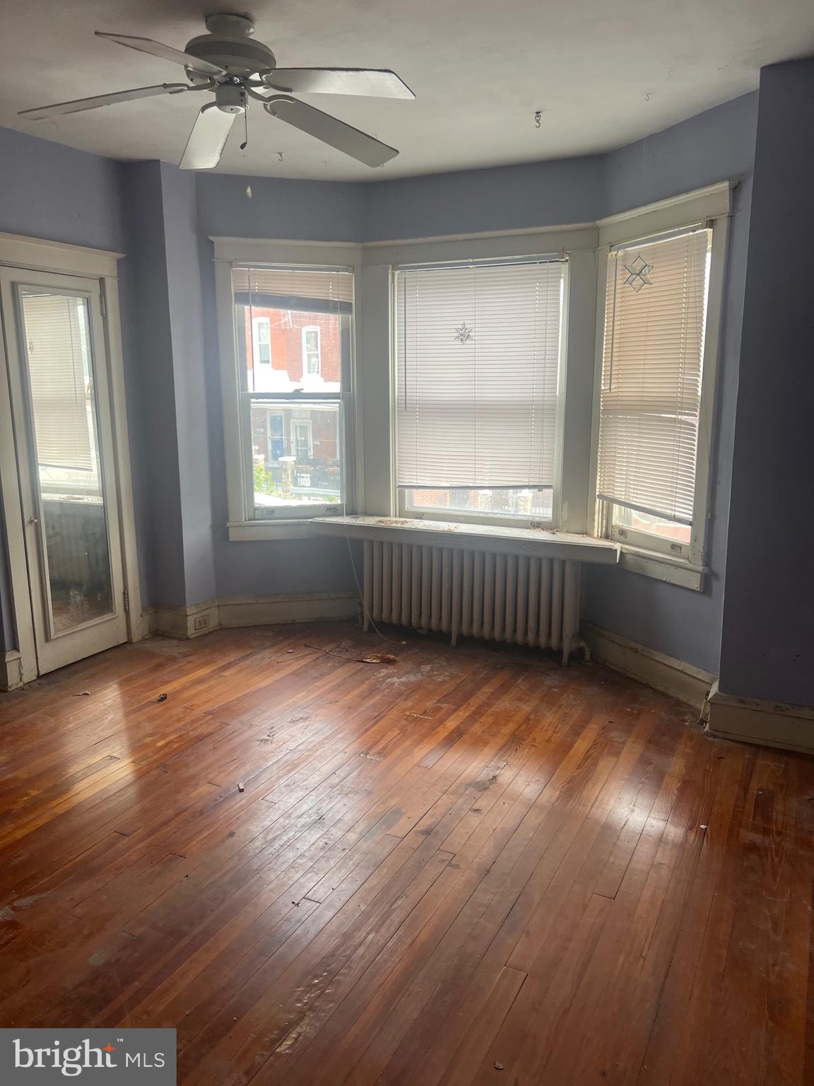 EAST FALLS - Residential