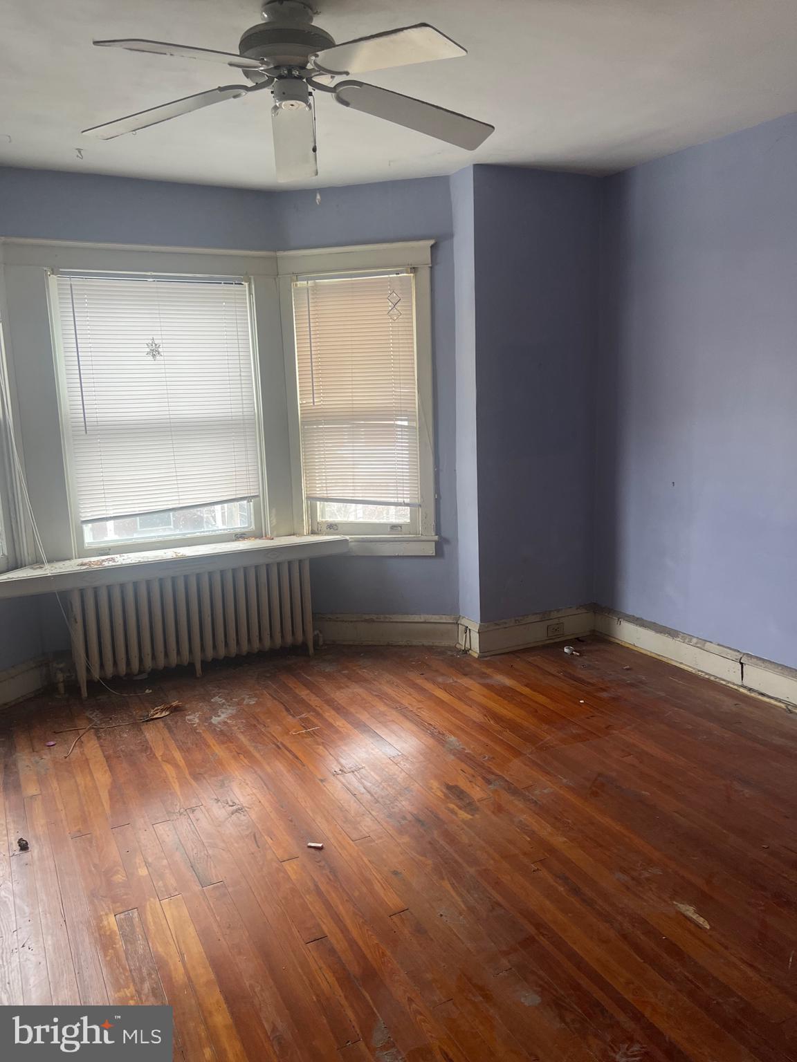 EAST FALLS - Residential