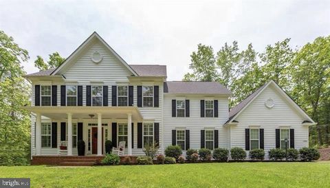 Homes For Sale - 13402 11th Corps Court<br/> FREDERICKSBURG, VA 22407
