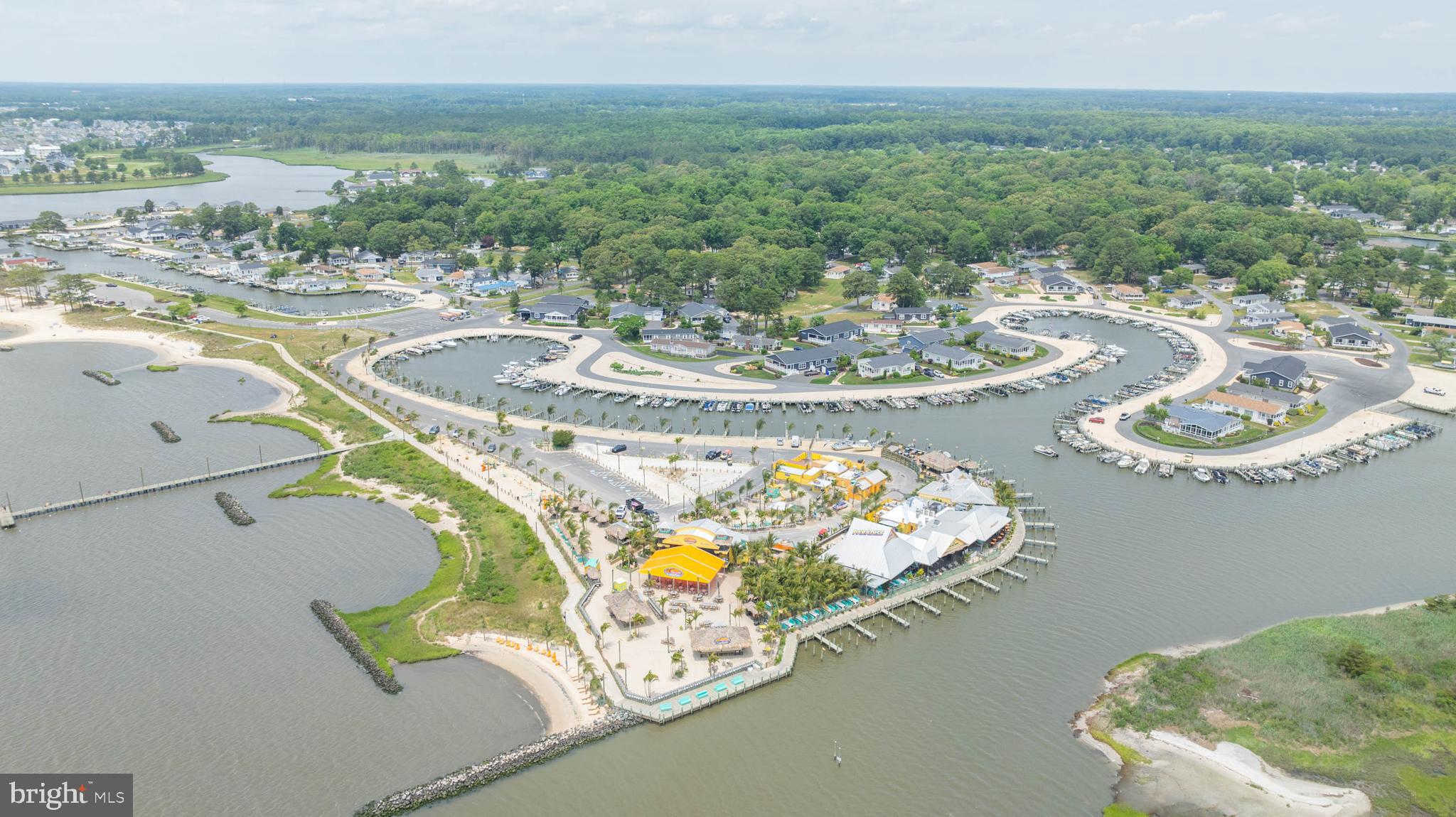 POTNETS BAYSIDE - Residential