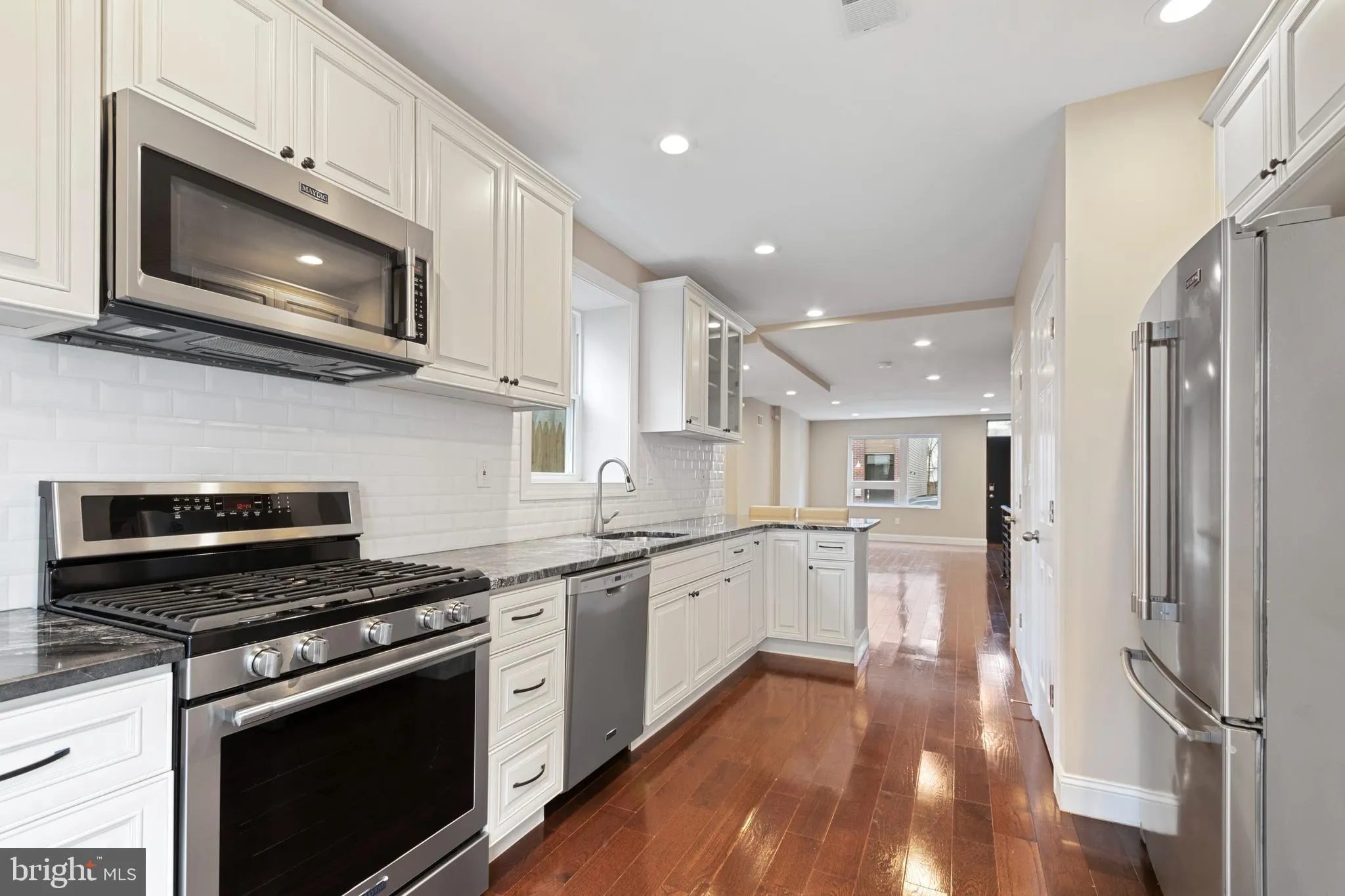 Philadelphia, Pennsylvania 19146, United States, 4 Bedrooms Bedrooms, ,4 BathroomsBathrooms,Residential,Active,117427