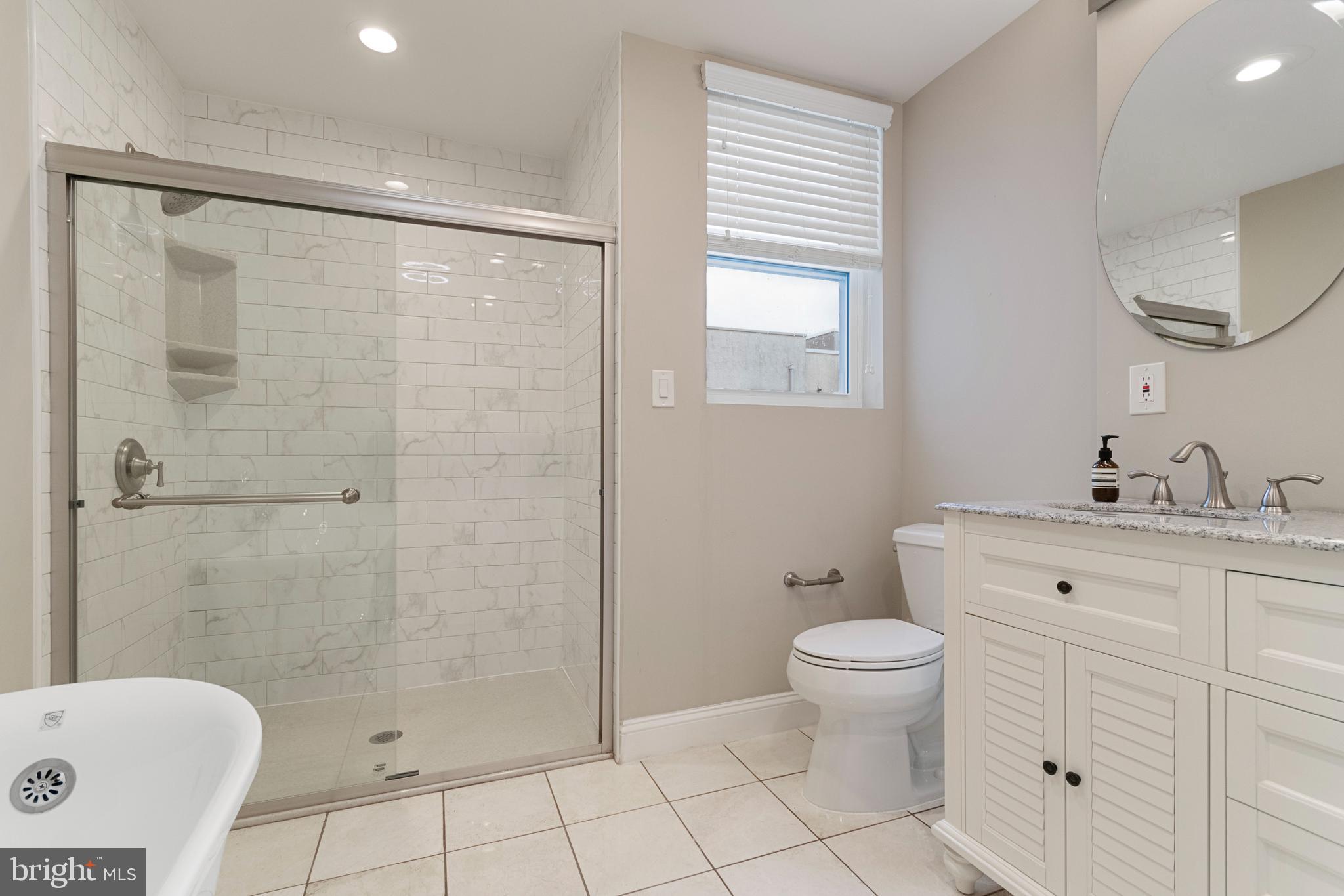 POINT BREEZE - Residential