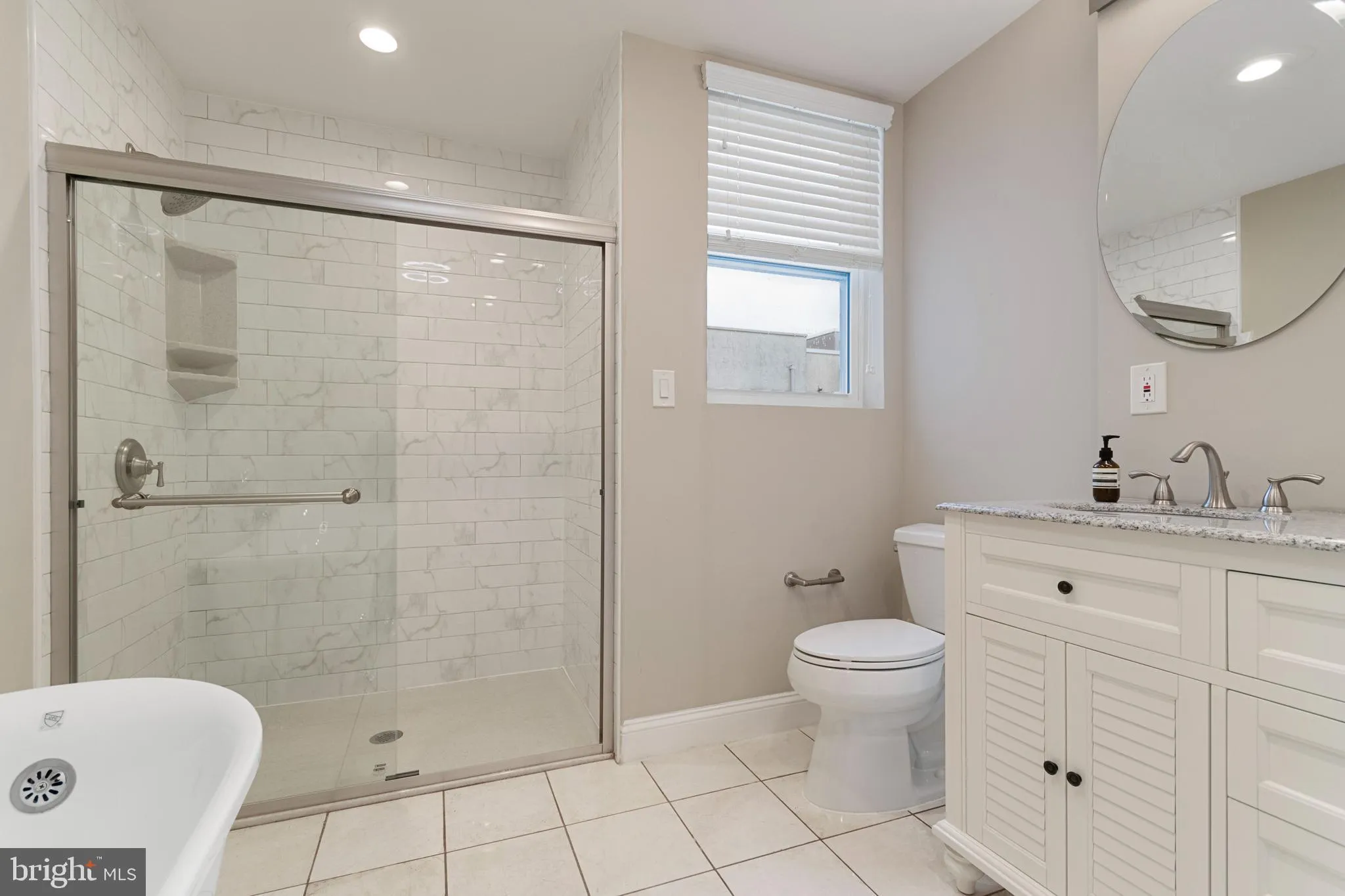 Philadelphia, Pennsylvania 19146, United States, 4 Bedrooms Bedrooms, ,4 BathroomsBathrooms,Residential,Active,117427