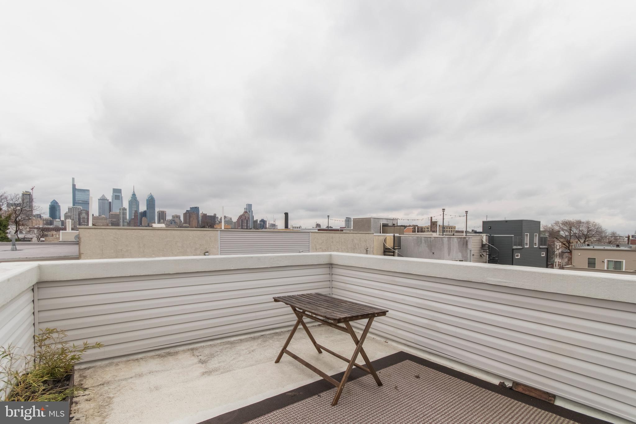 POINT BREEZE - Residential