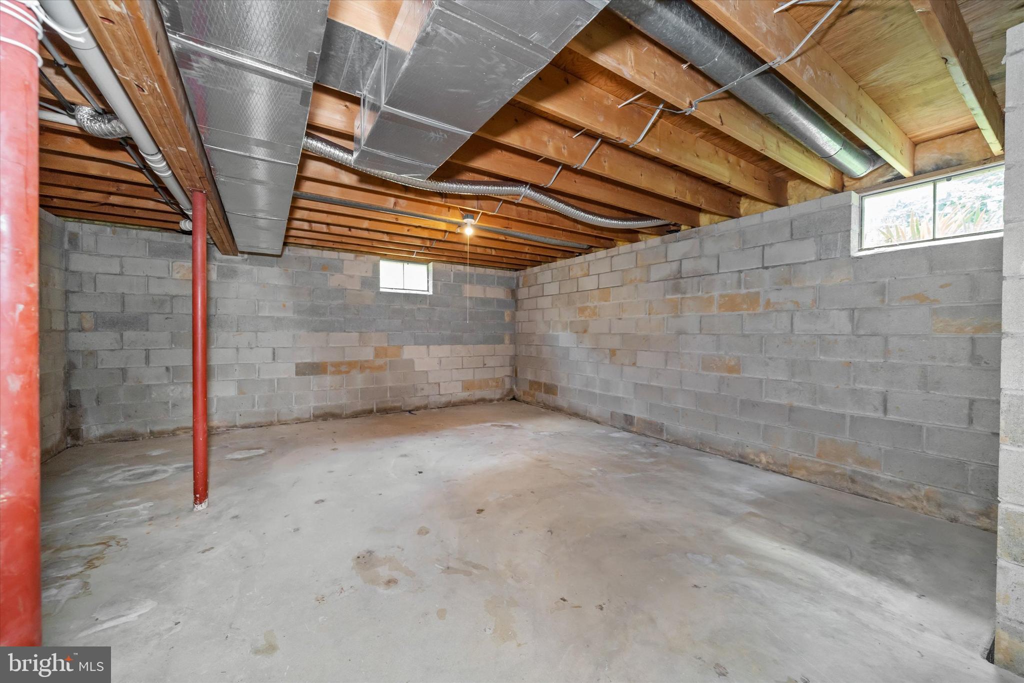 COLONIAL RIDGE - Residential