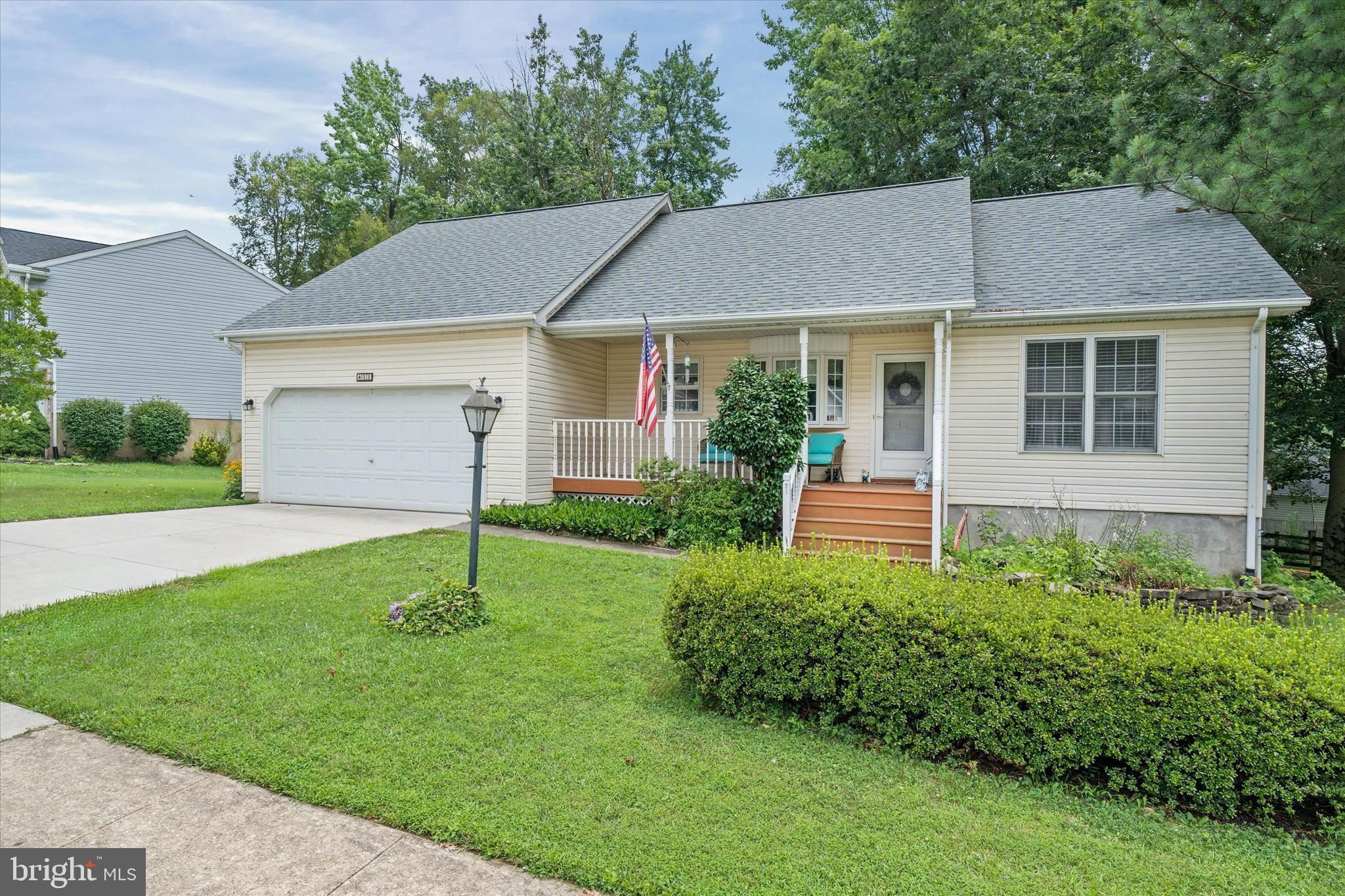 COLONIAL RIDGE - Residential