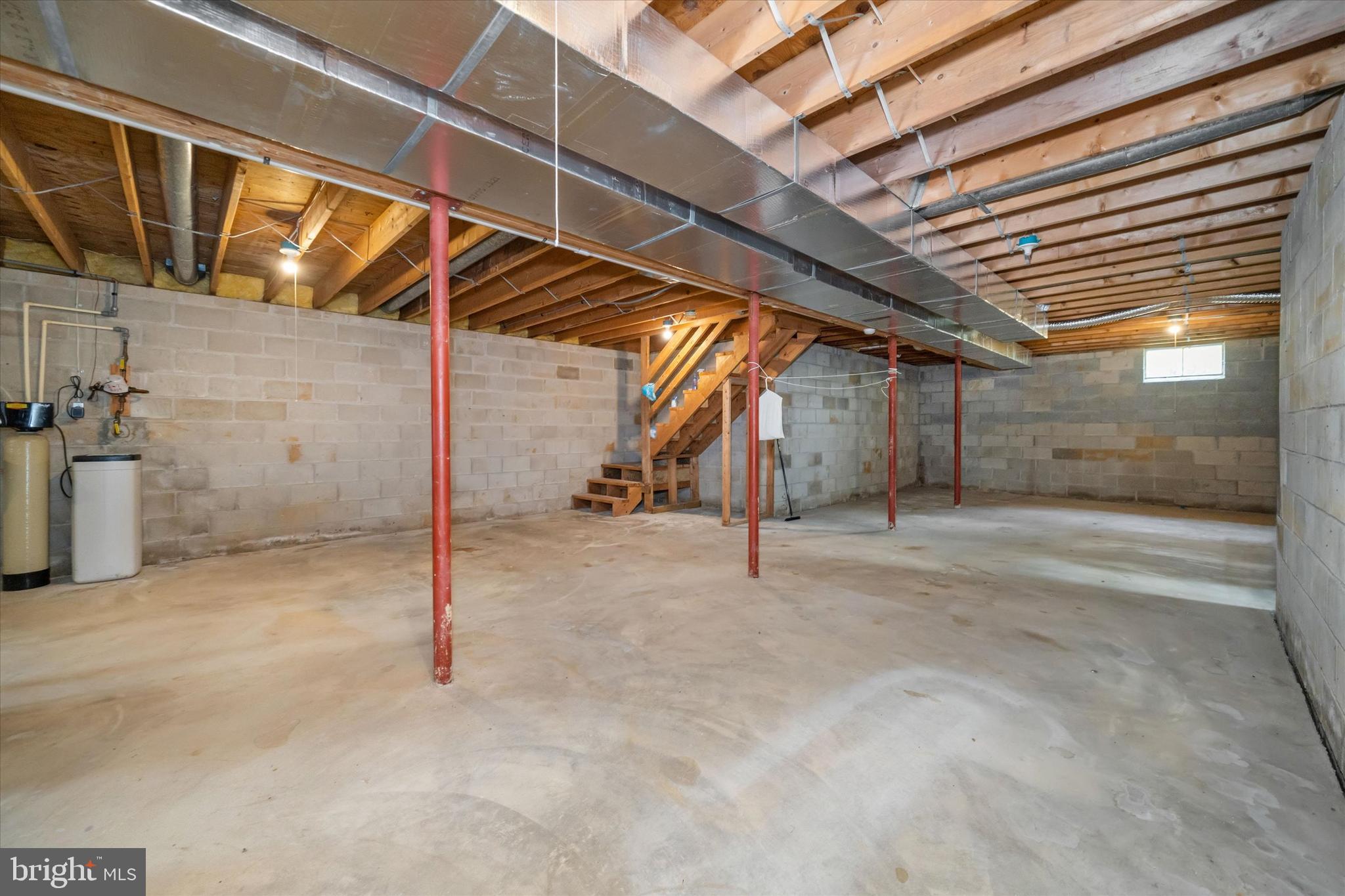 COLONIAL RIDGE - Residential