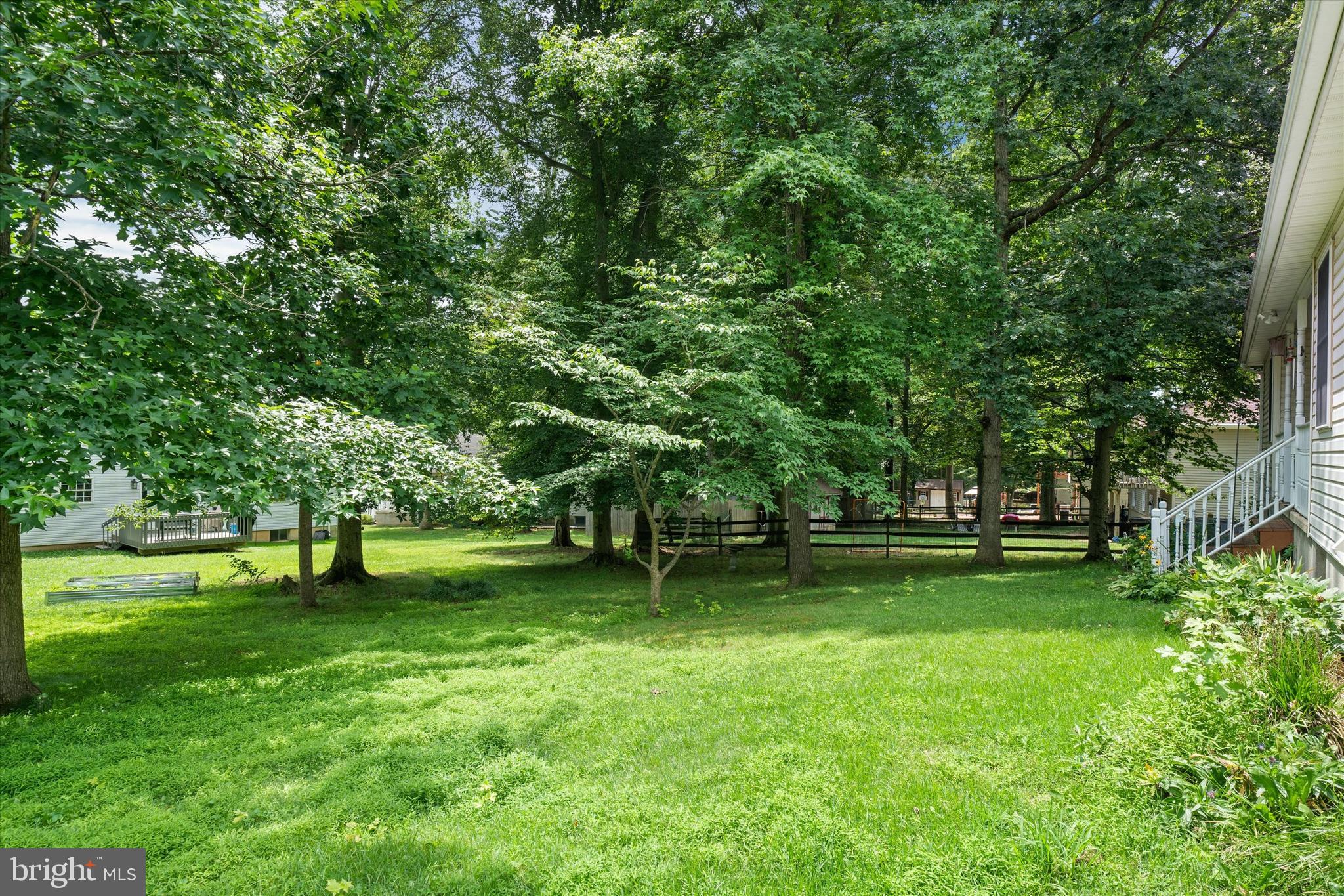 COLONIAL RIDGE - Residential