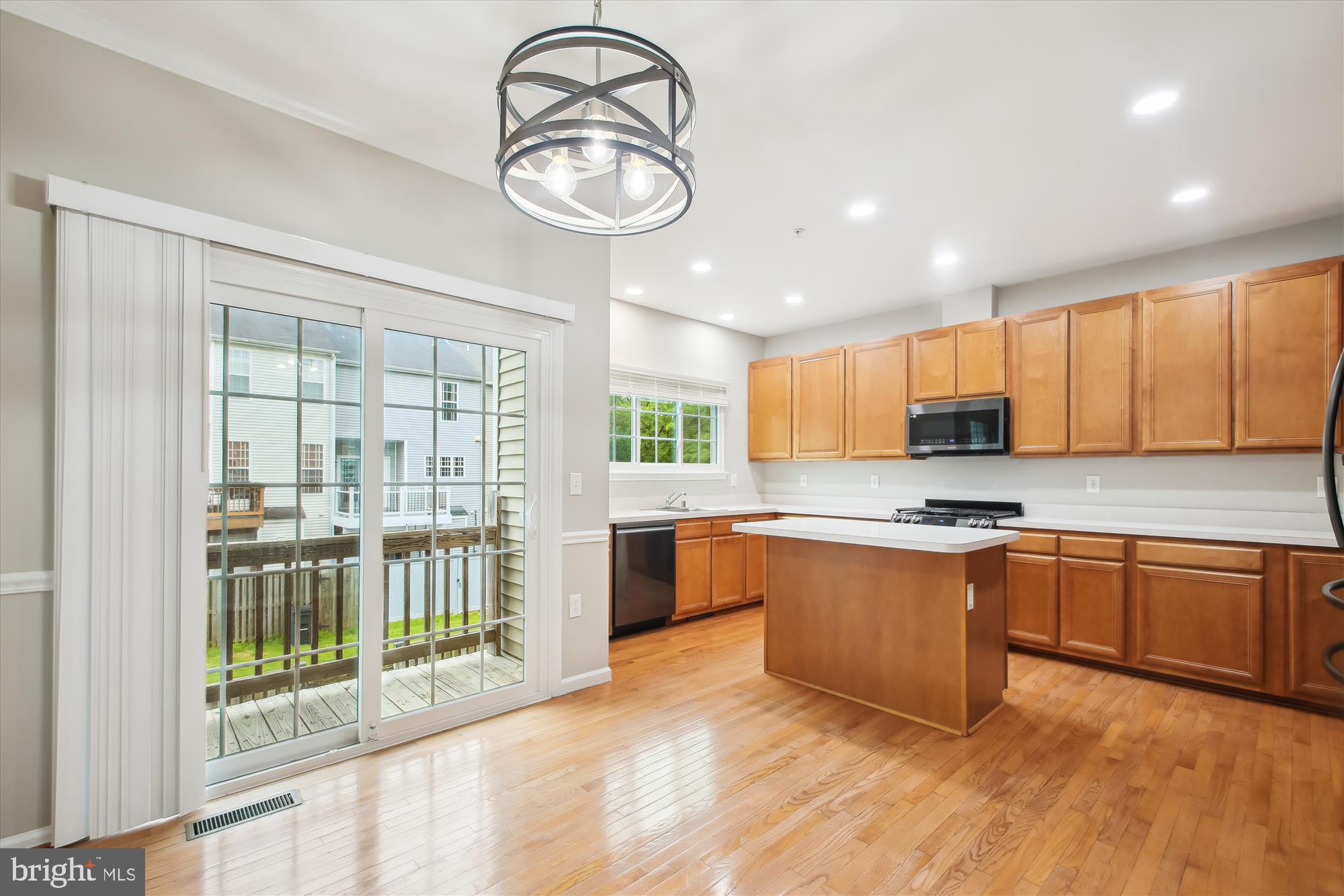 THE KNOLLS - Residential