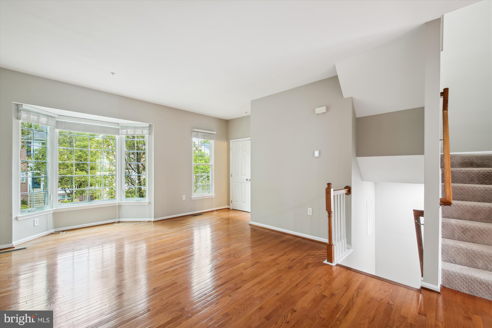 THE KNOLLS - Residential