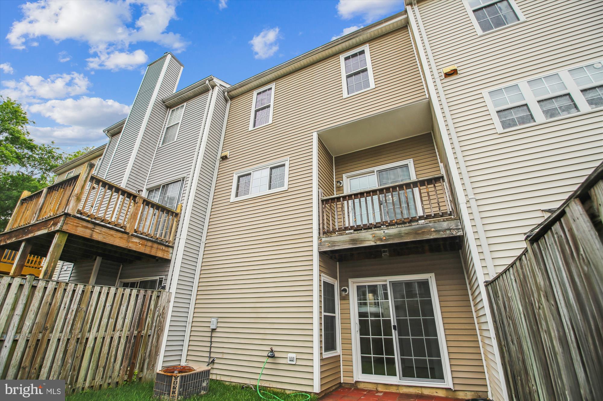 THE KNOLLS - Residential