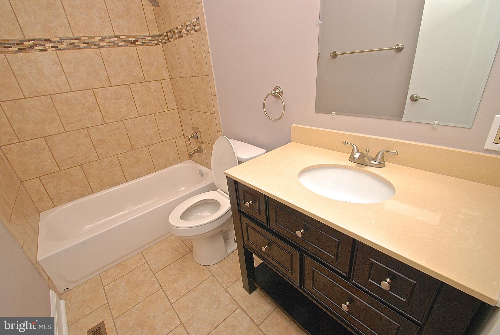 CANTON SQUARE - Residential