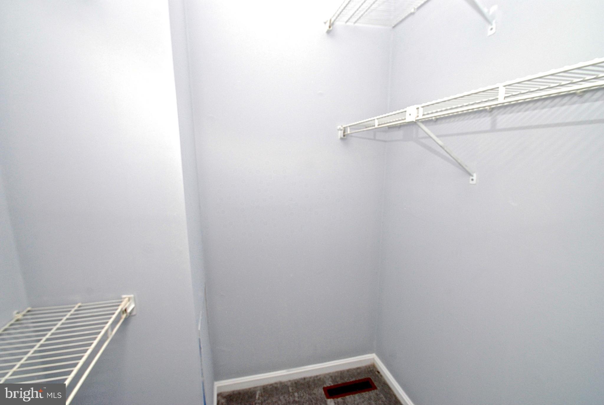 CANTON SQUARE - Residential