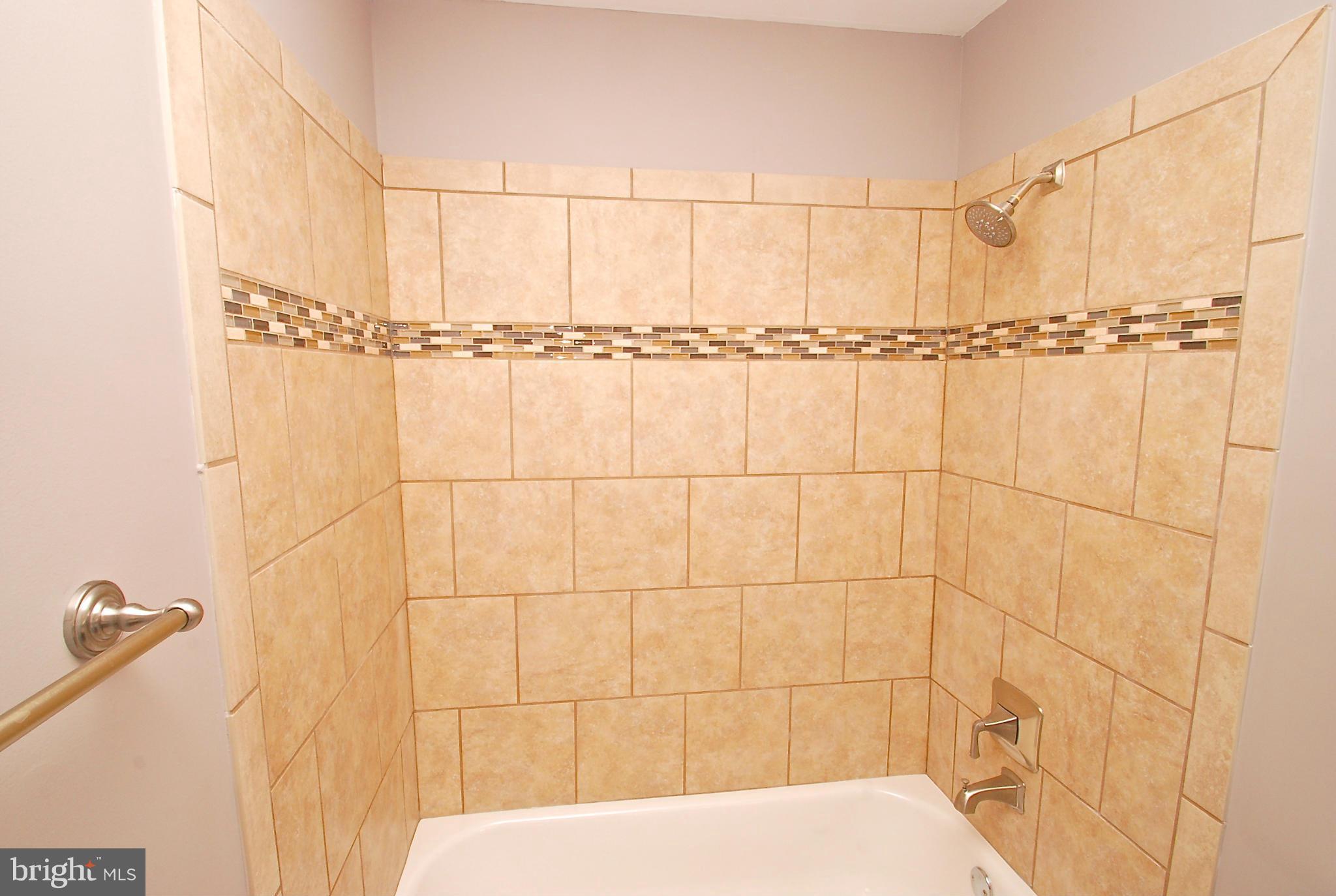 CANTON SQUARE - Residential