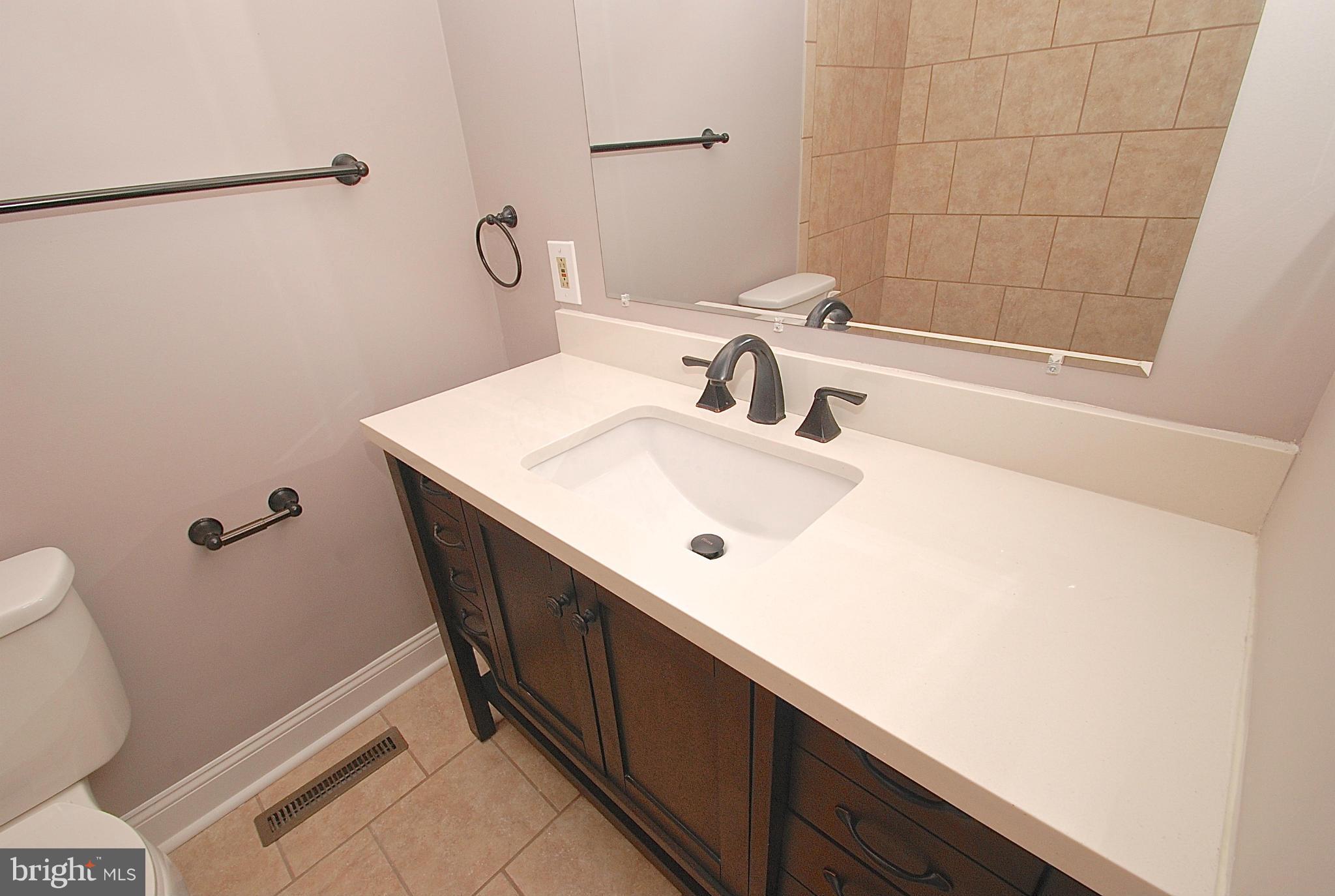 CANTON SQUARE - Residential