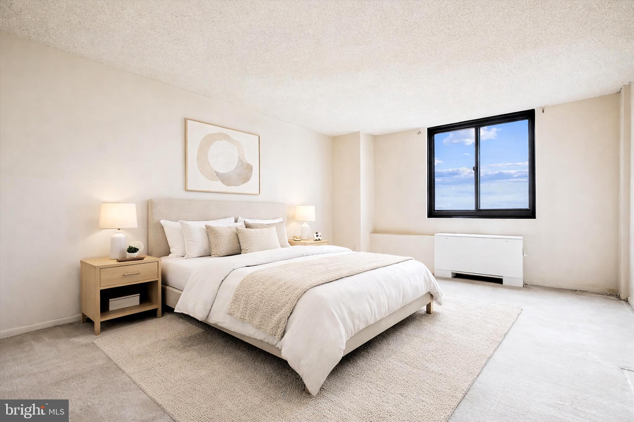 WESTLAKE TOWERS - Residential