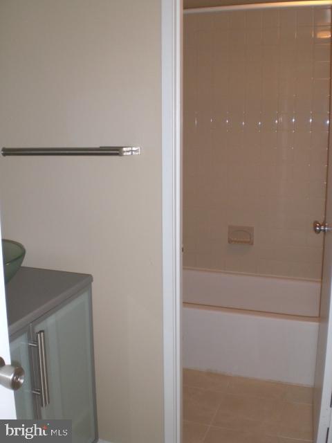 HIGHPOINTE - Residential Lease