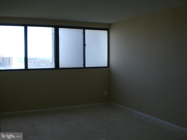 HIGHPOINTE - Residential Lease